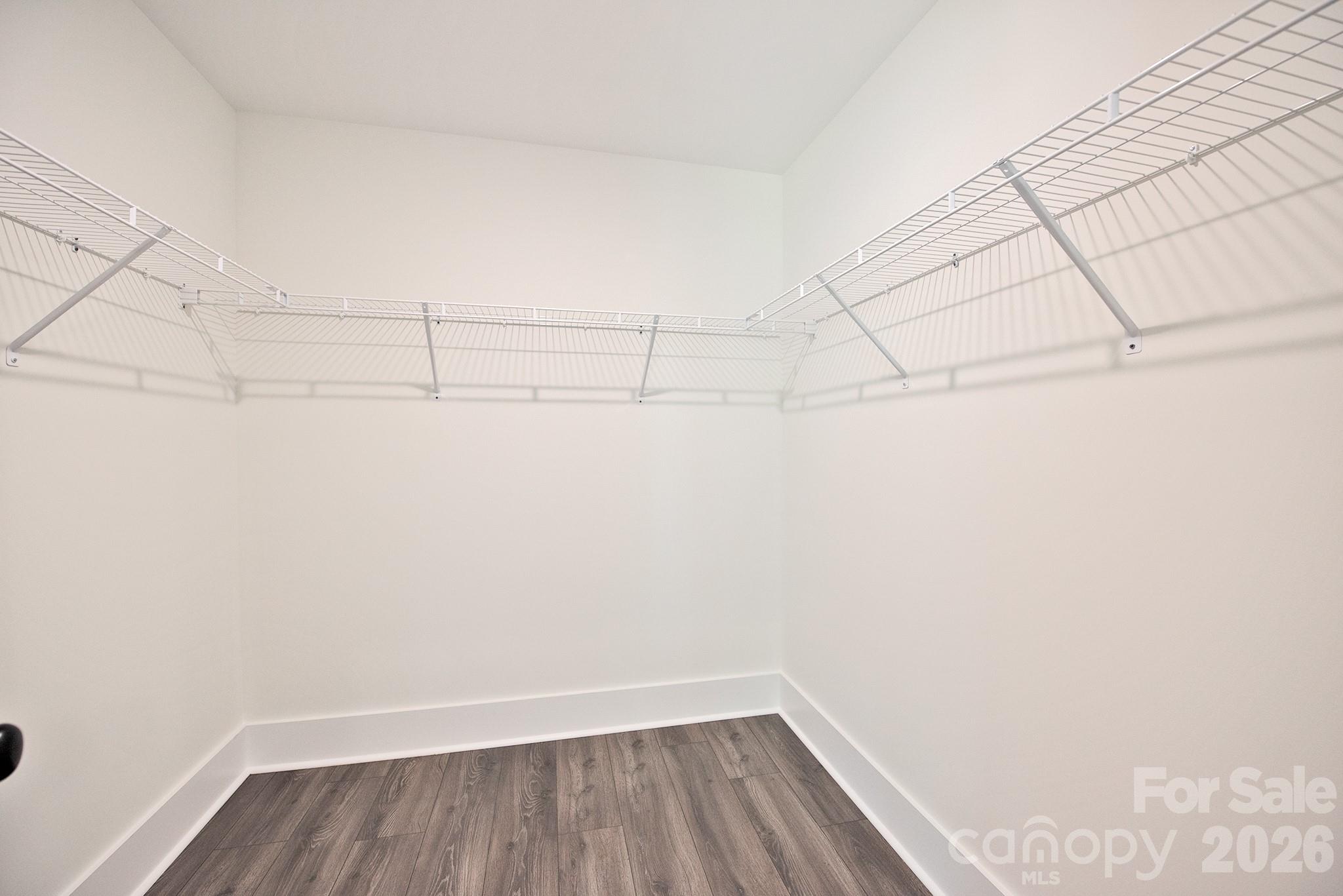 586 Wilhelm Place Property Photo 27