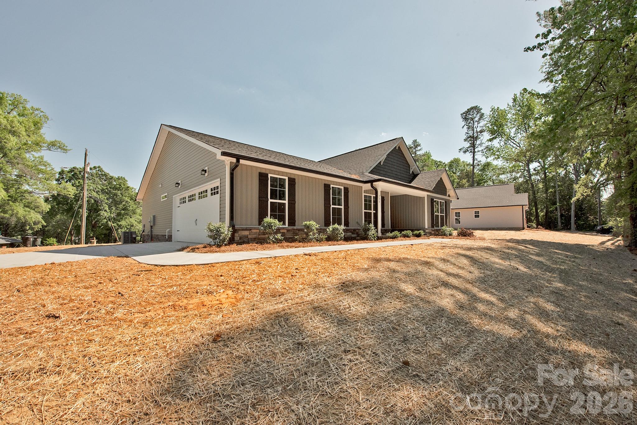586 Wilhelm Place Property Photo 35