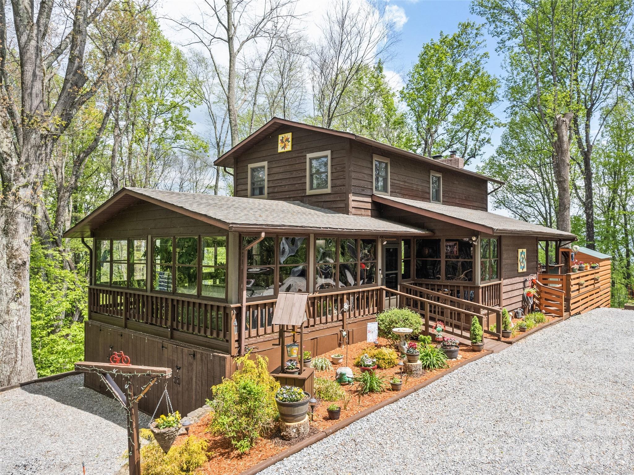 2863 Heath Peak Road Property Photo 1
