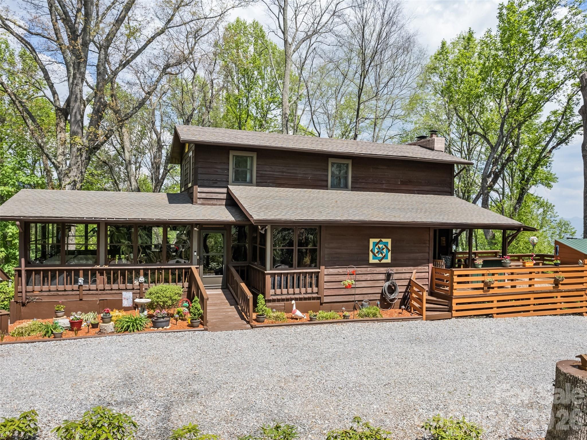 2863 Heath Peak Road Property Photo 2