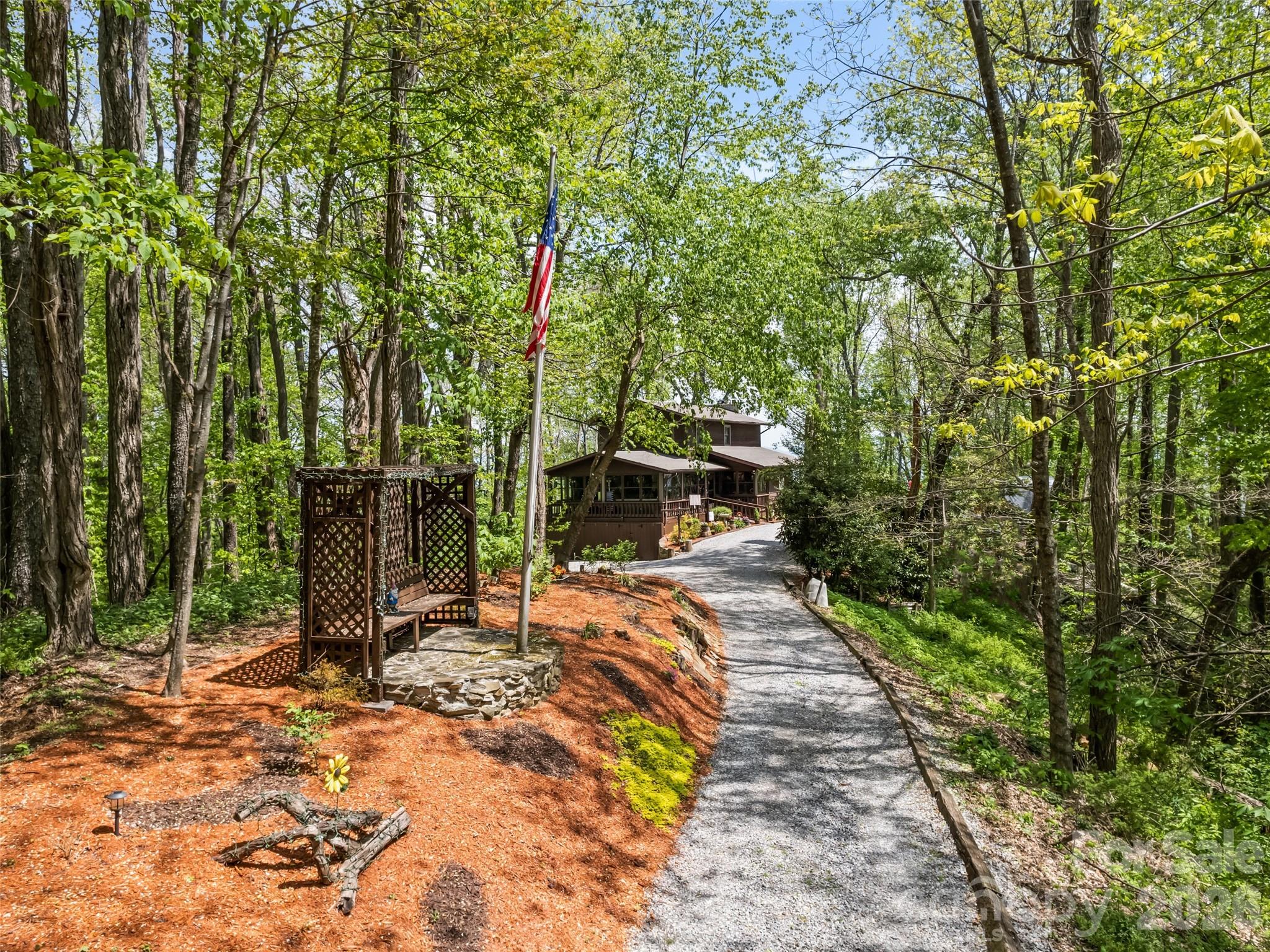2863 Heath Peak Road Property Photo 6