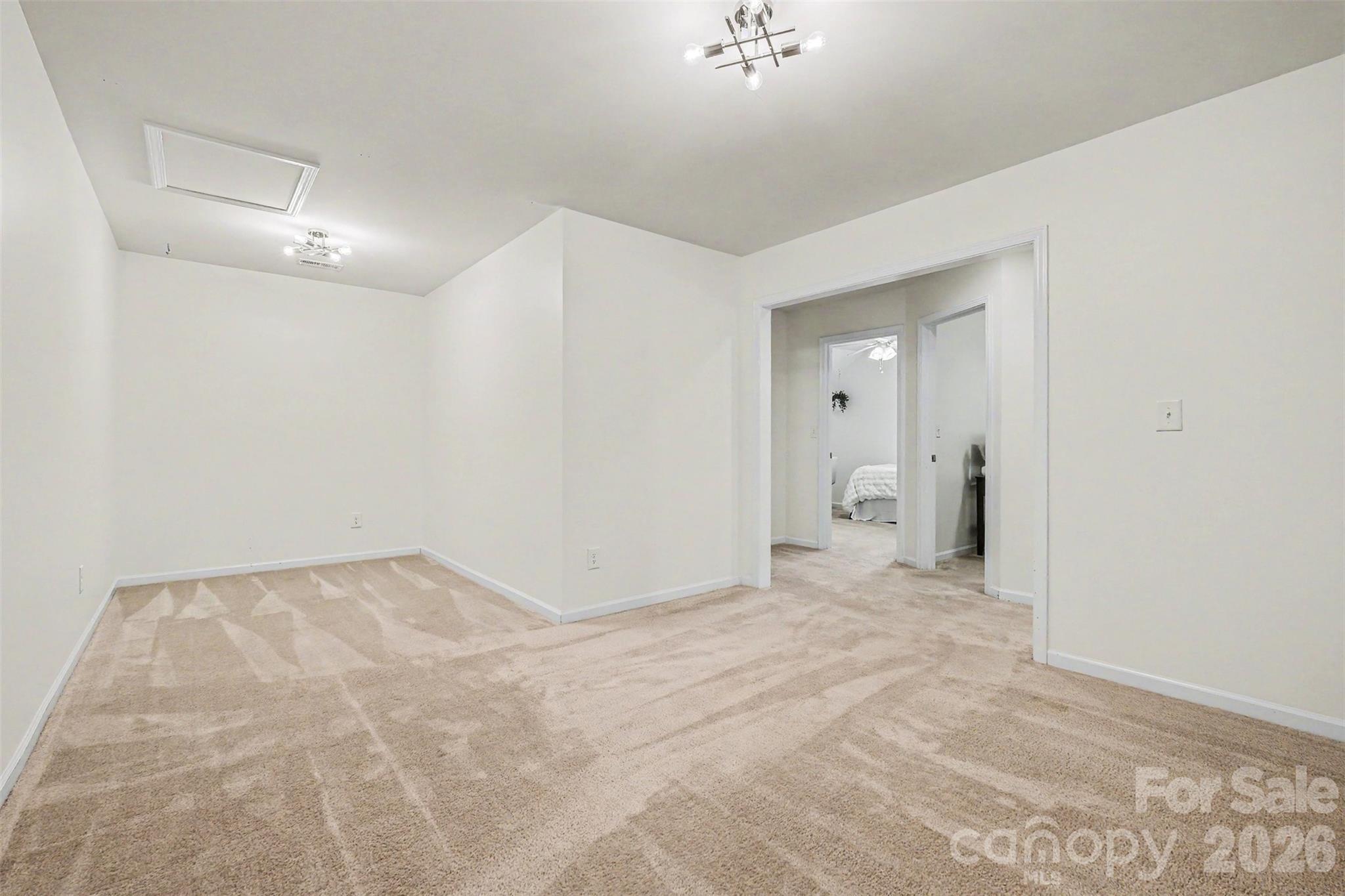 104 Boxtail Way Property Photo 27