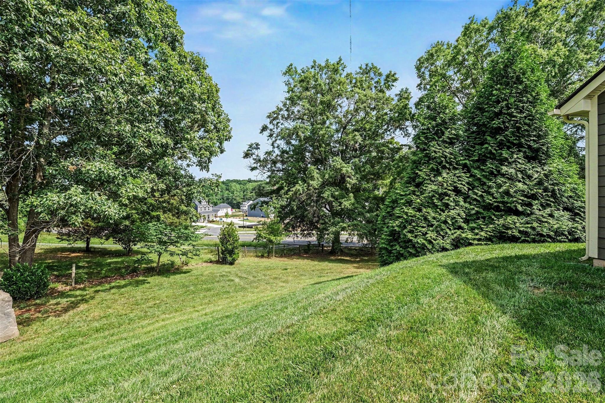 104 Boxtail Way Property Photo 32