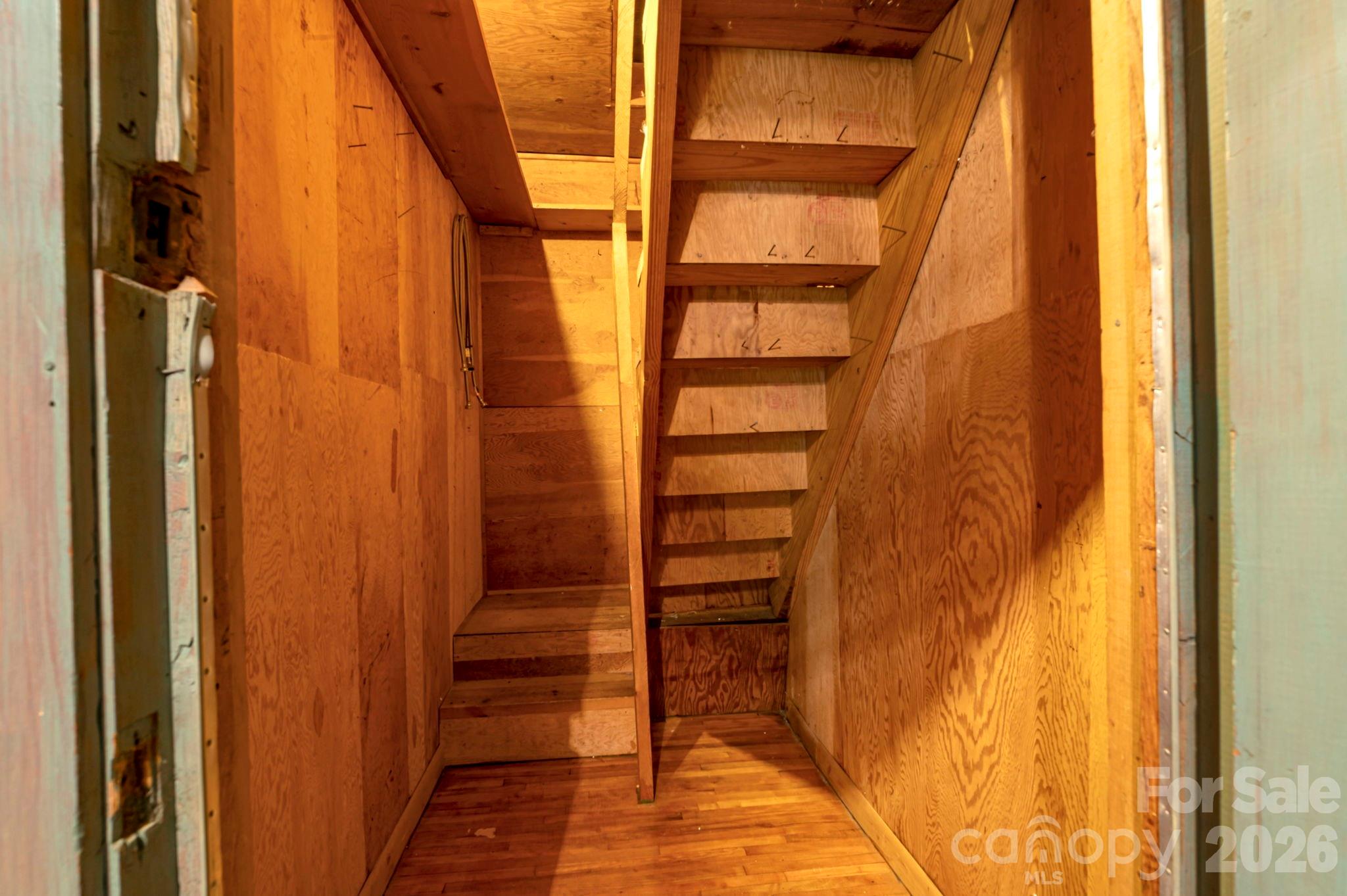 257 Pine Street Property Photo 7