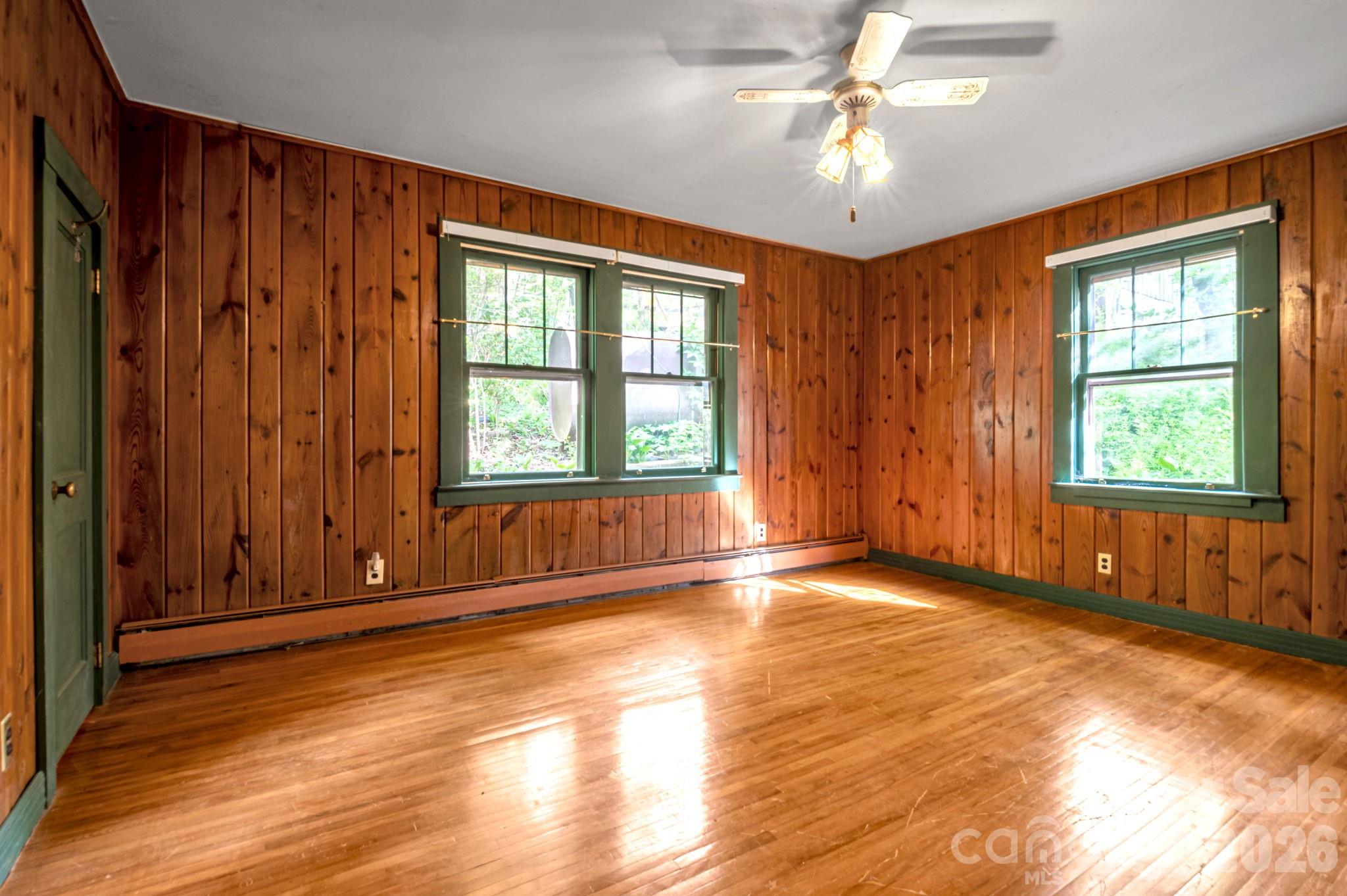257 Pine Street Property Photo 11