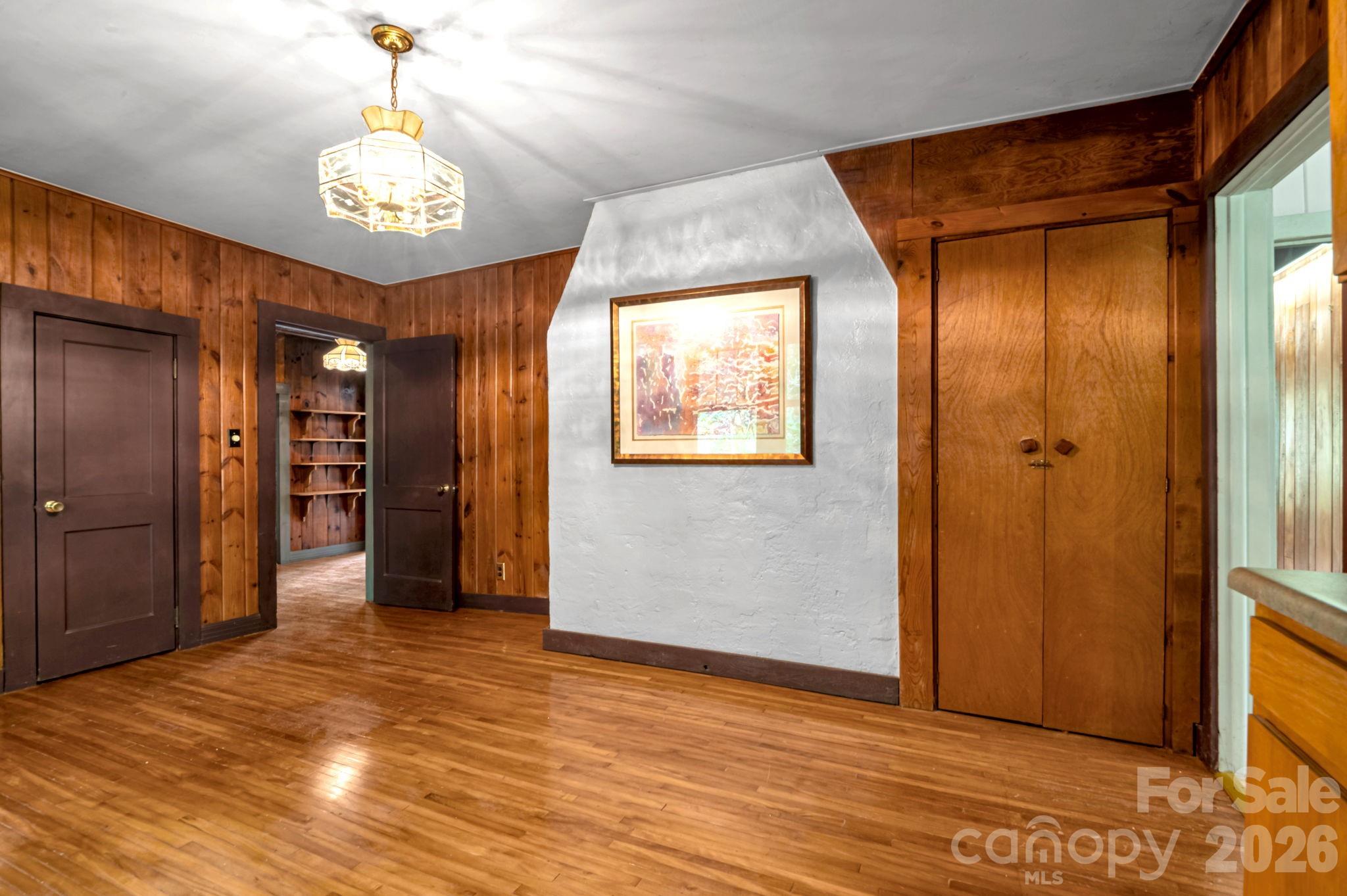 257 Pine Street Property Photo 14