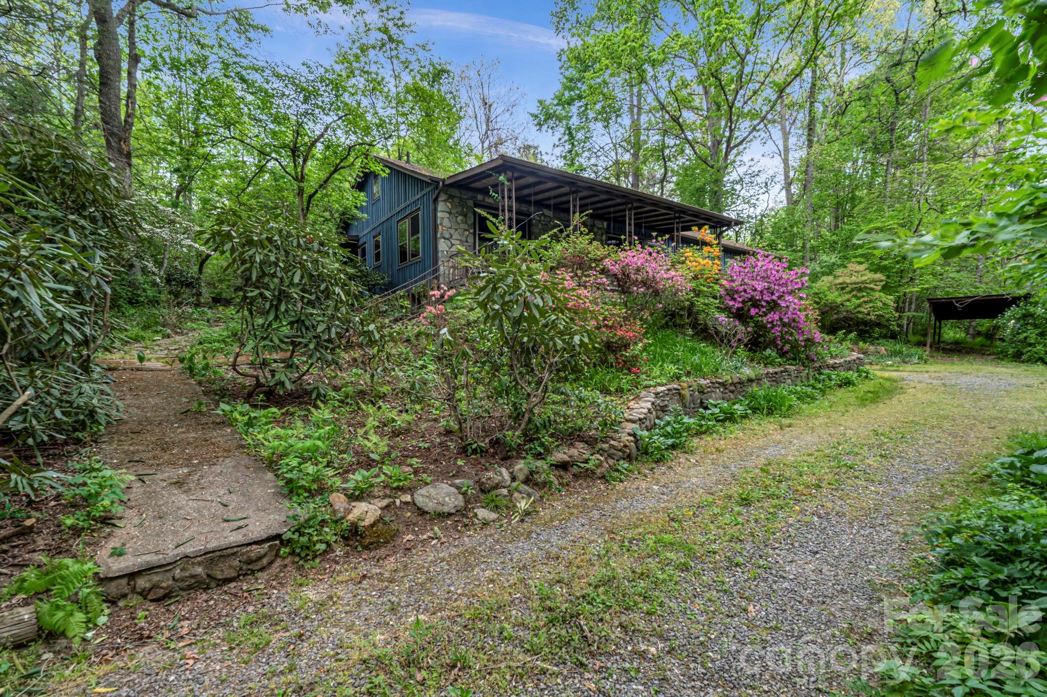 257 Pine Street Property Photo 23