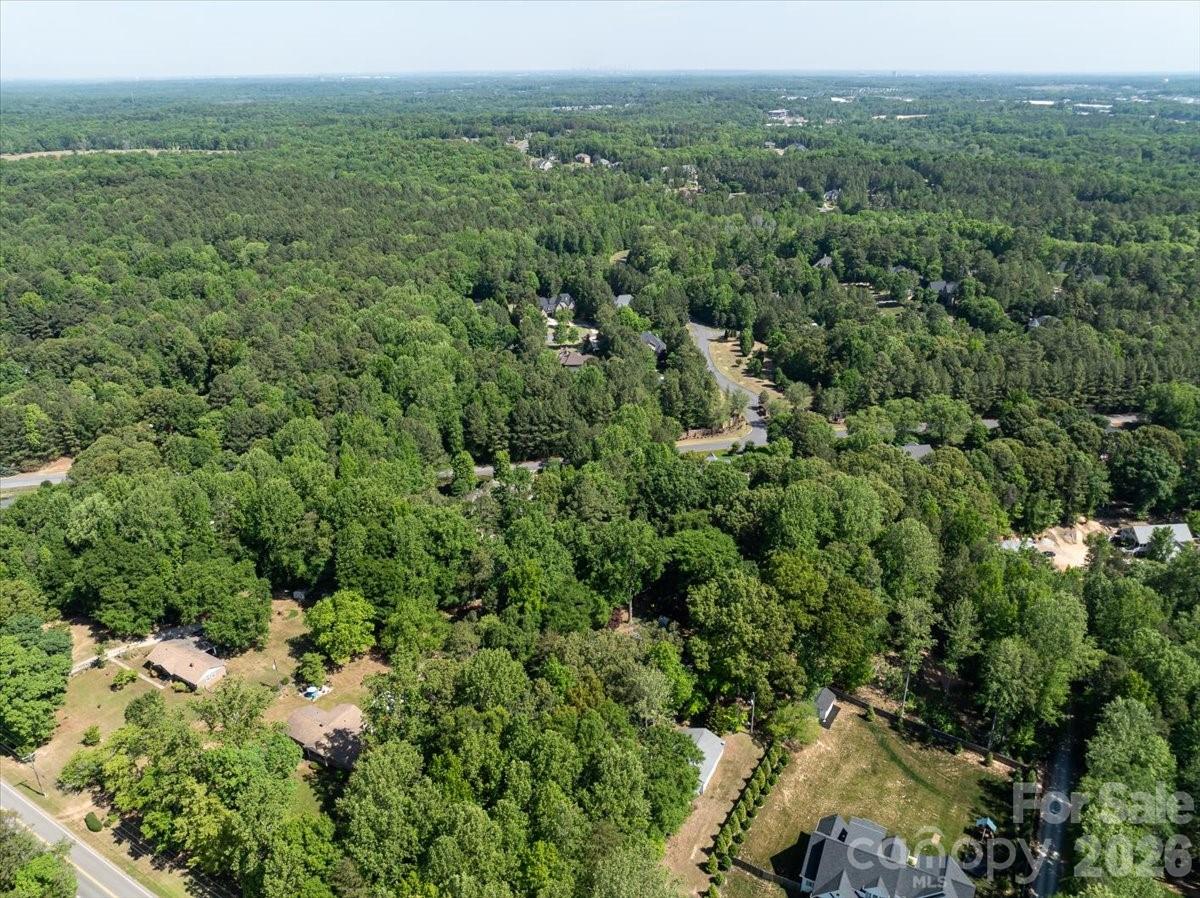 2586 Holbrook Road Property Photo 8
