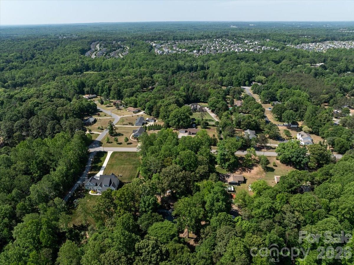 2586 Holbrook Road Property Photo 13