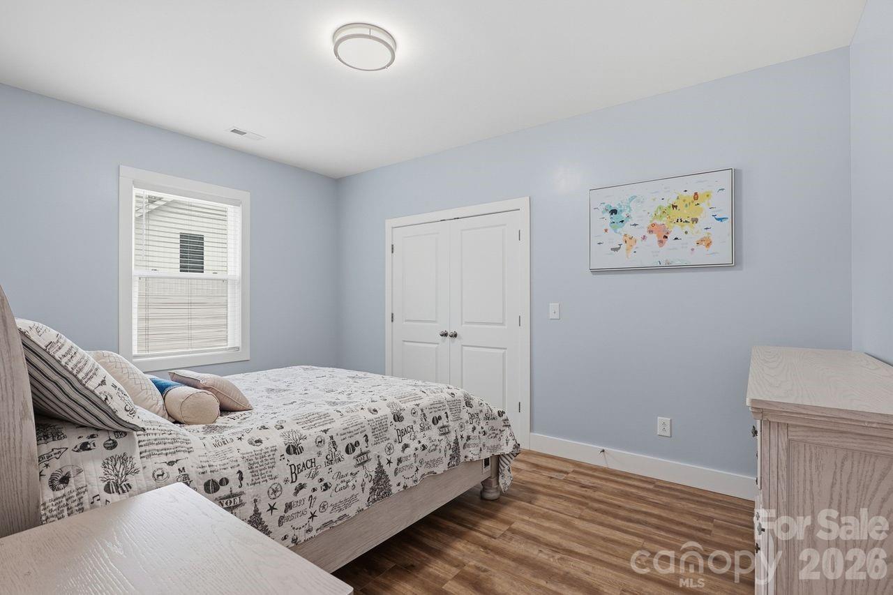 4950 Surfwood Drive Property Photo 29