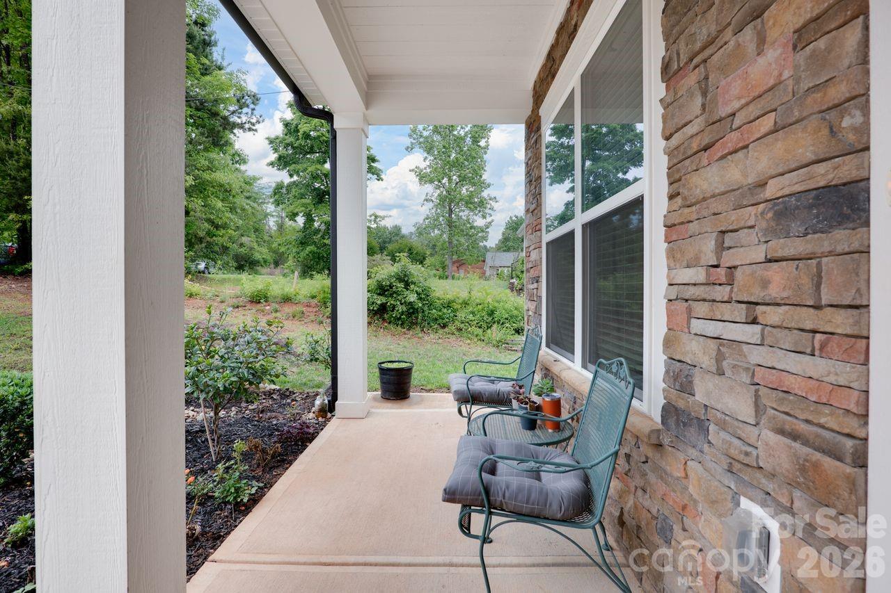 4950 Surfwood Drive Property Photo 38