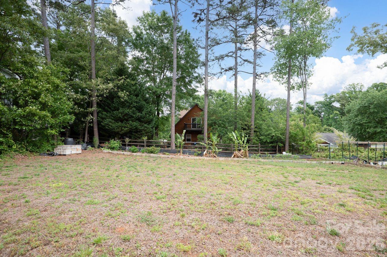 4950 Surfwood Drive Property Photo 44