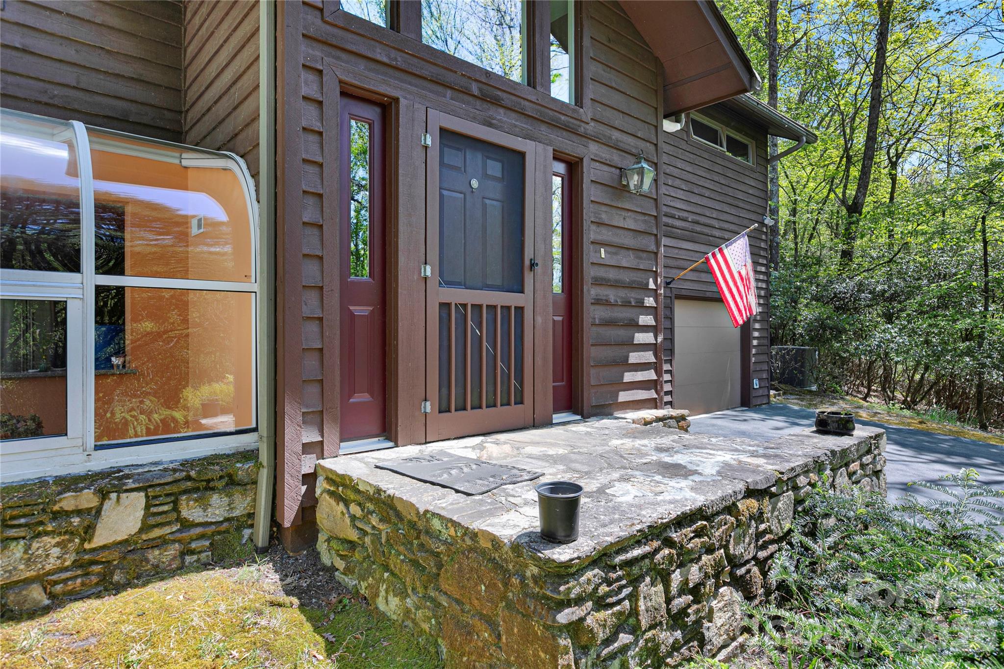 71 Elseetos Drive Property Photo 4