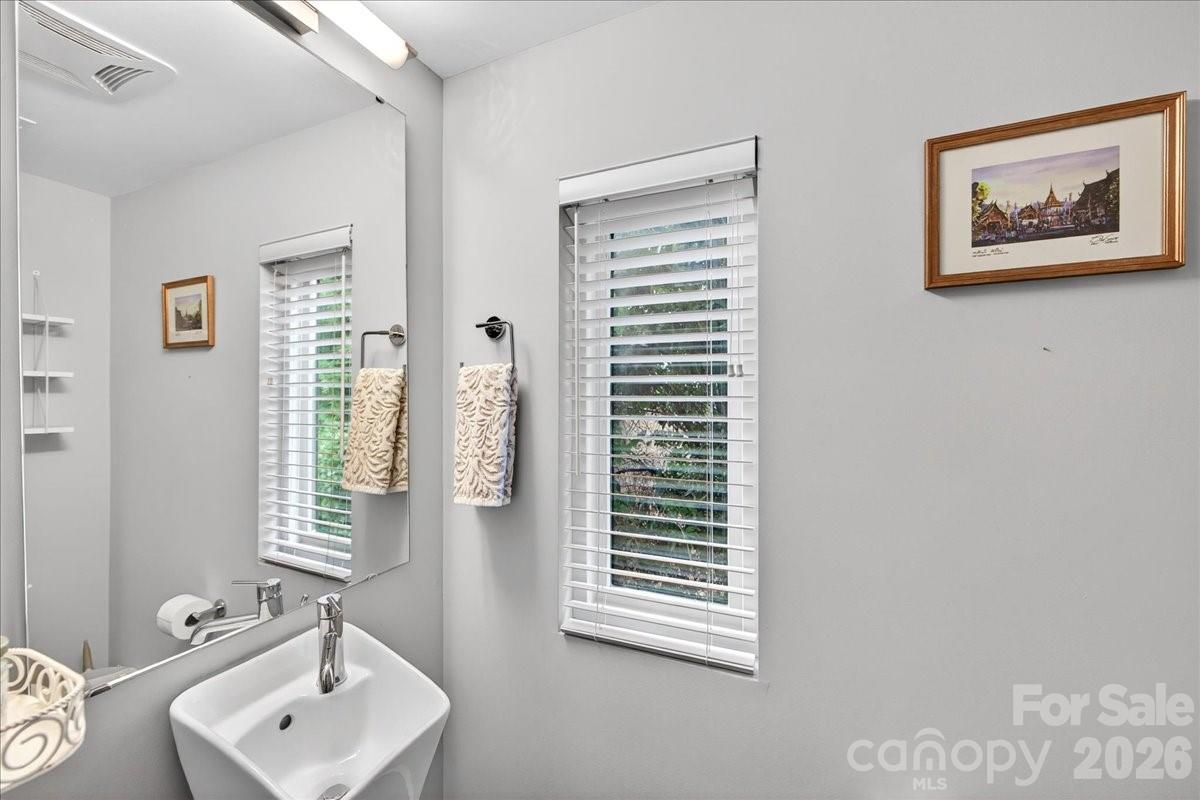 241 Domain Way Property Photo 15