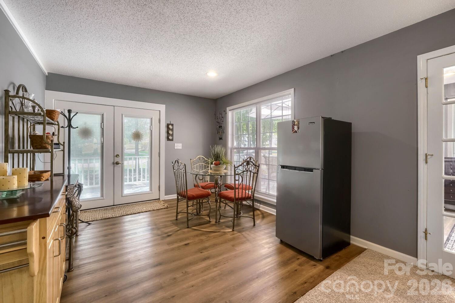 120 Brittany Way Property Photo 13