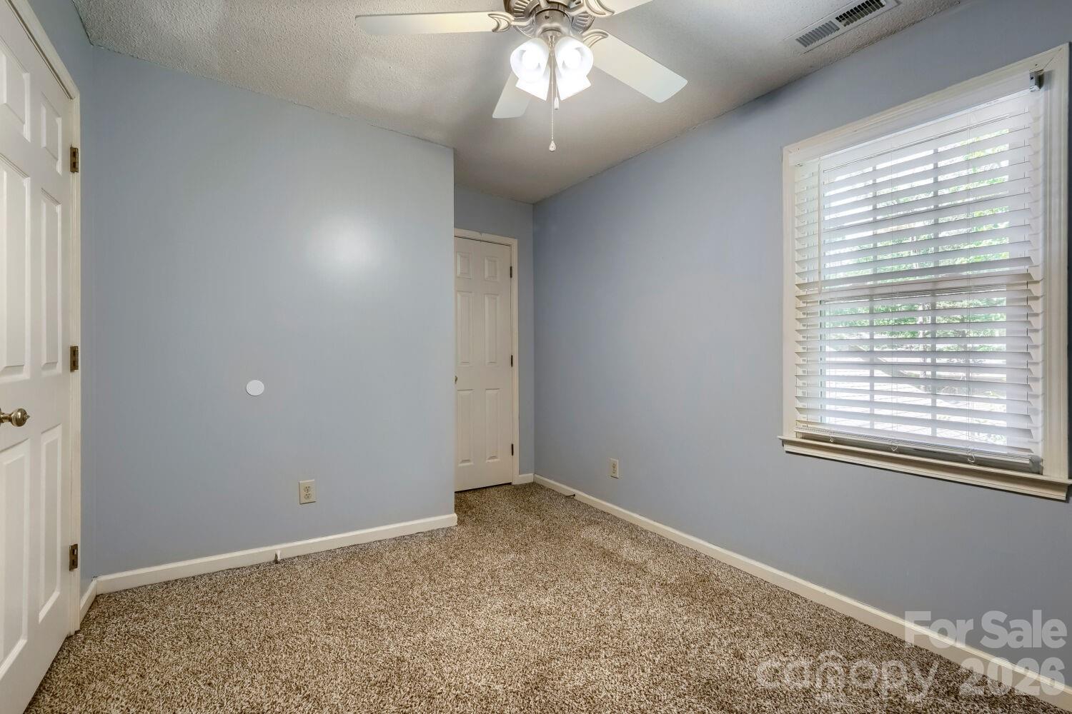 120 Brittany Way Property Photo 20