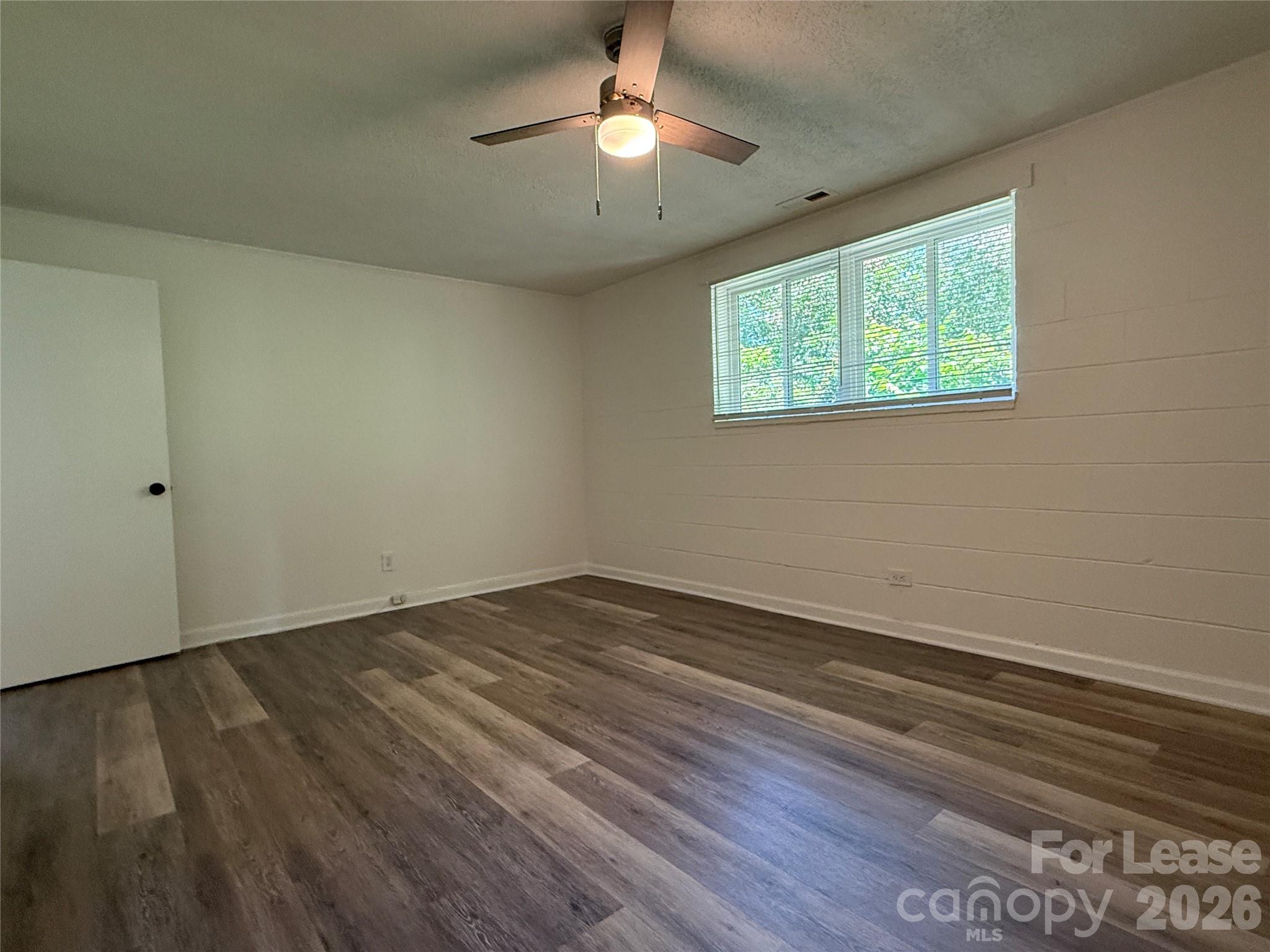 110 N Peterson Street Property Photo 15