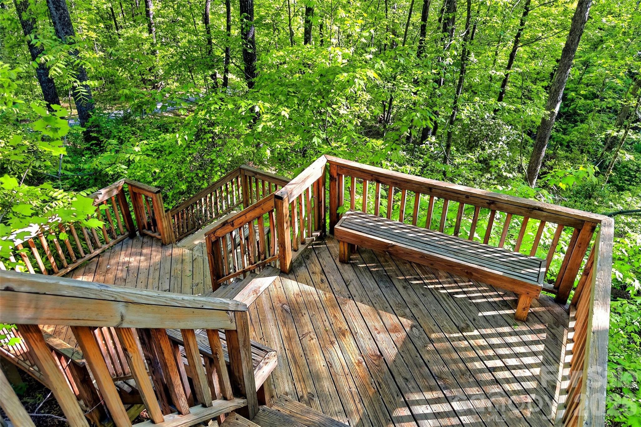 221 Hammer Hollow Drive Property Photo 33