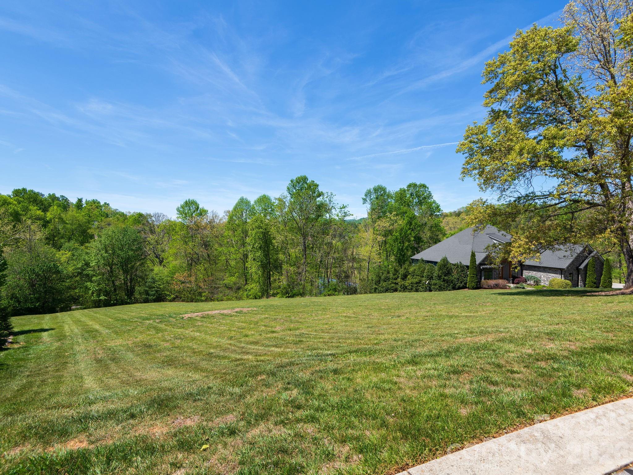 28 Falling Star Court Property Photo 27
