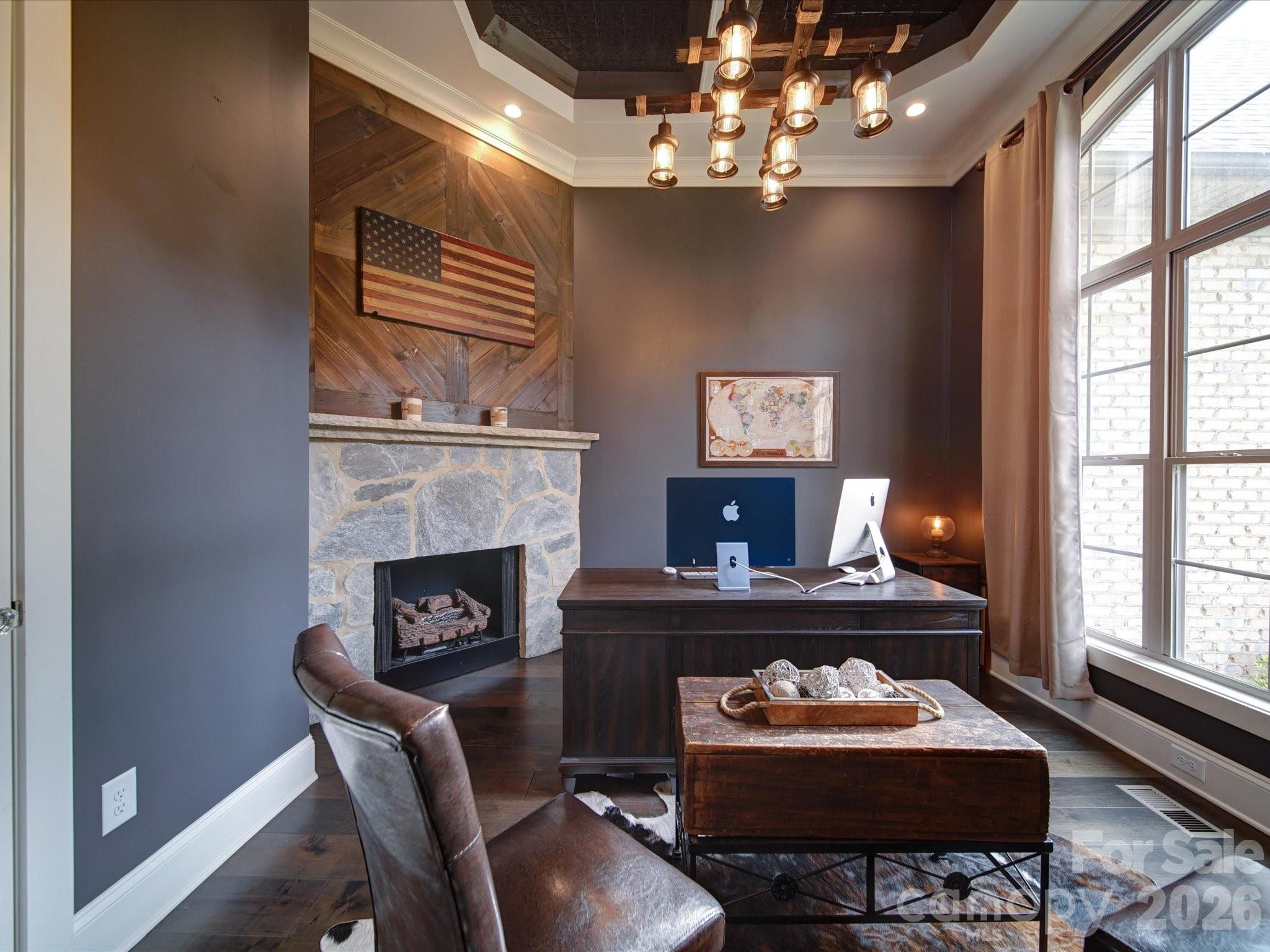 4025 Foxes Trail Property Photo 5