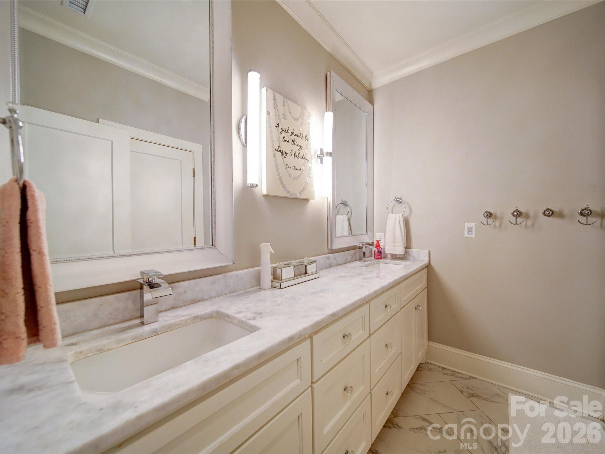 4025 Foxes Trail Property Photo 31