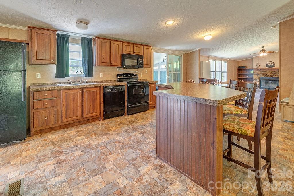 248 Blackberry Inn Road Property Photo 8