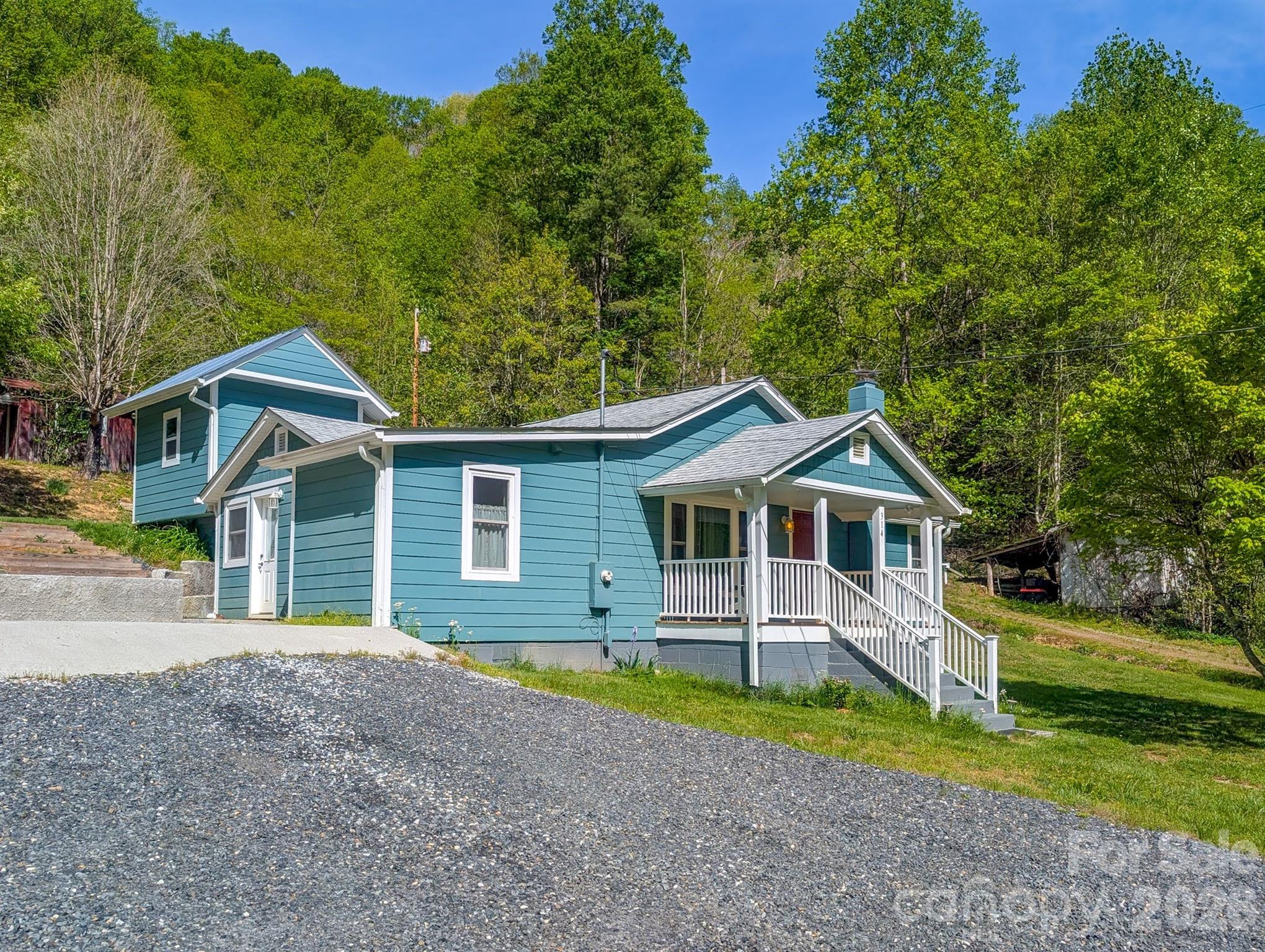 314 Byrd Creek Road Property Photo 1