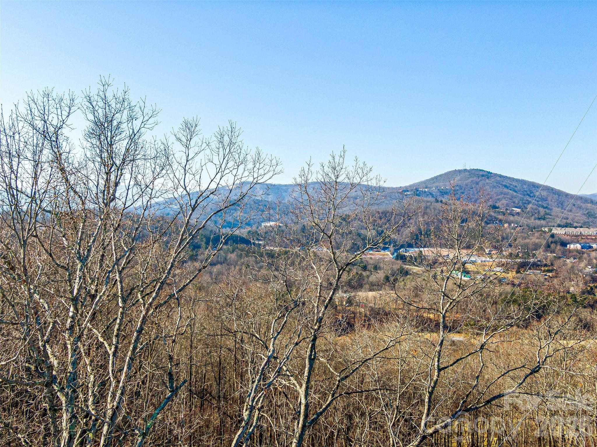 92 Chimney Crest Drive Property Photo 1