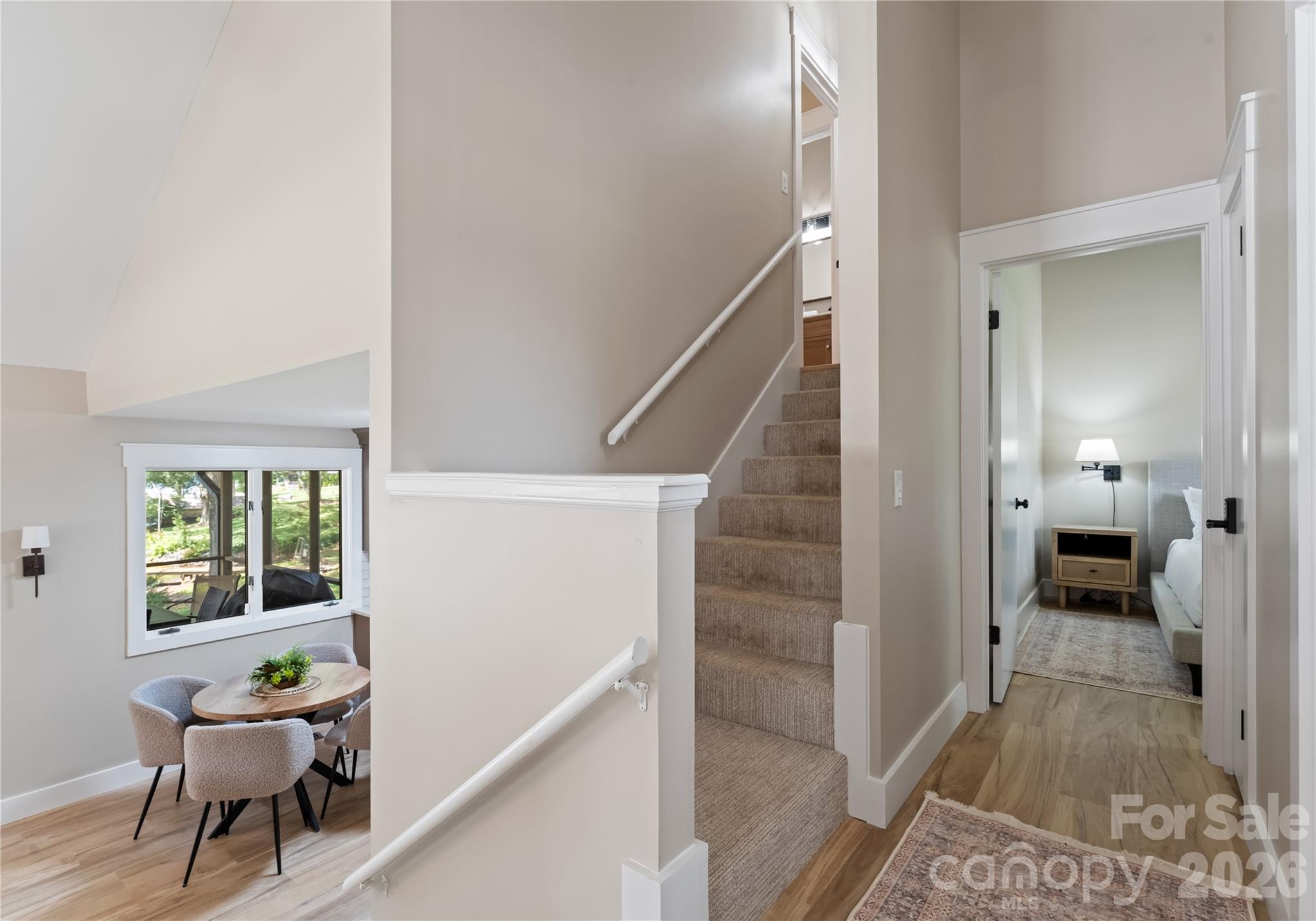 240 Shoreline Loop Property Photo 18