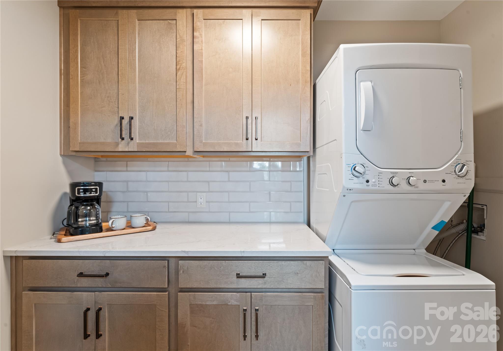 240 Shoreline Loop Property Photo 20