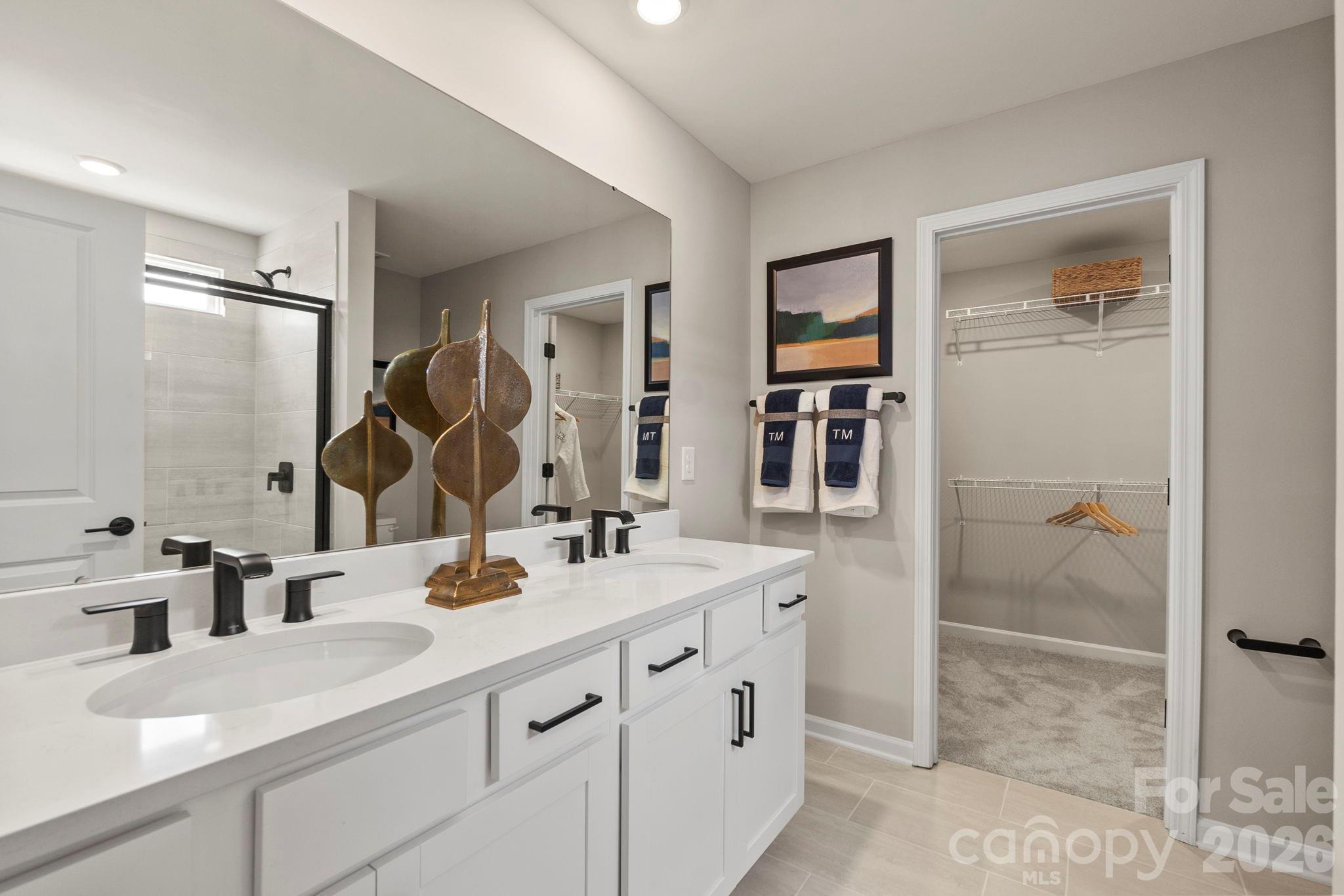 405 Silver Birch Court Property Photo 4