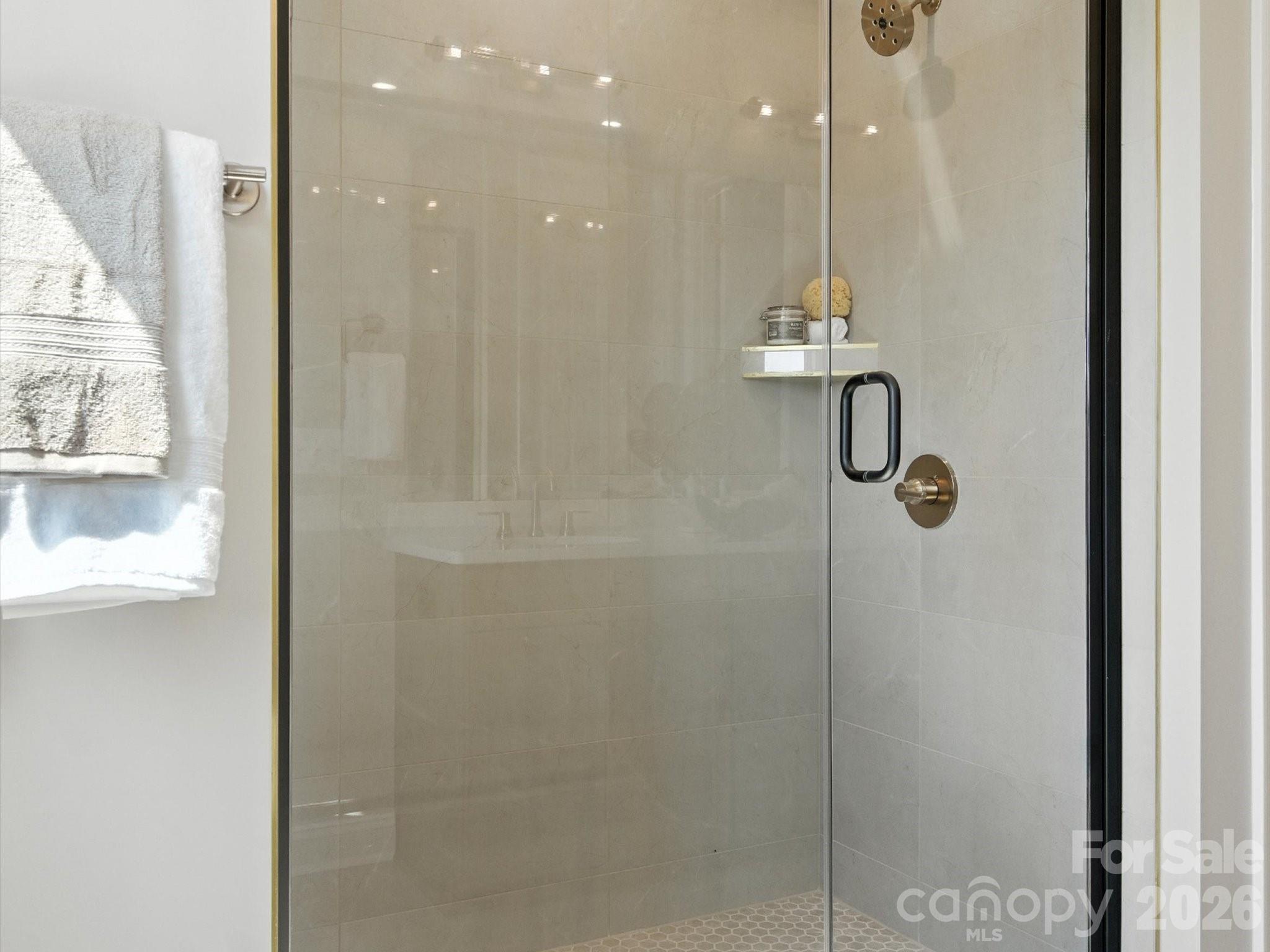 412 Nash Street Property Photo 20