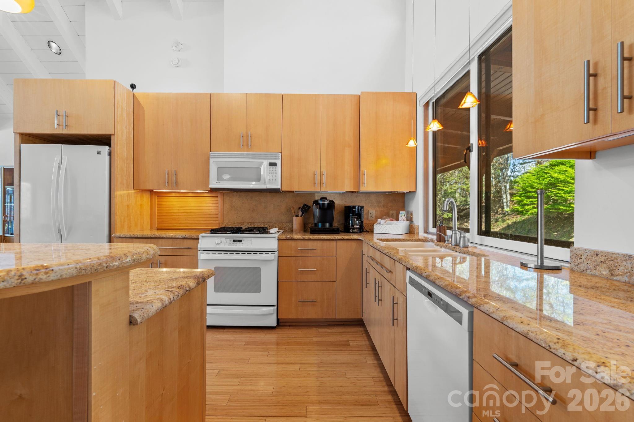 248 Hillcrest Lane Property Photo 12