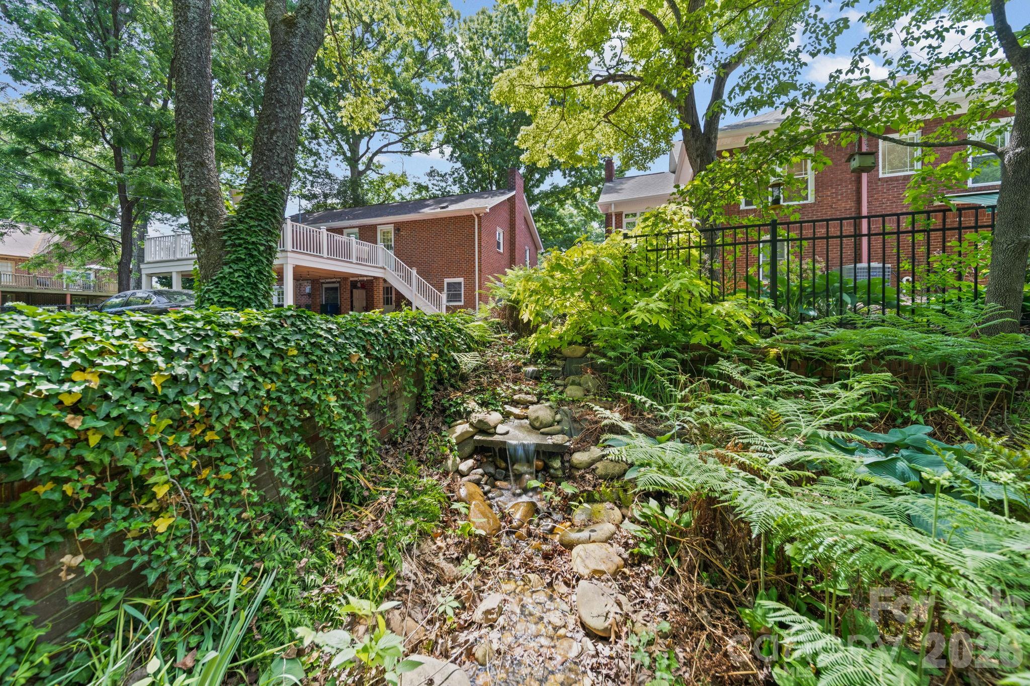 729 Montgomery Avenue Property Photo 7