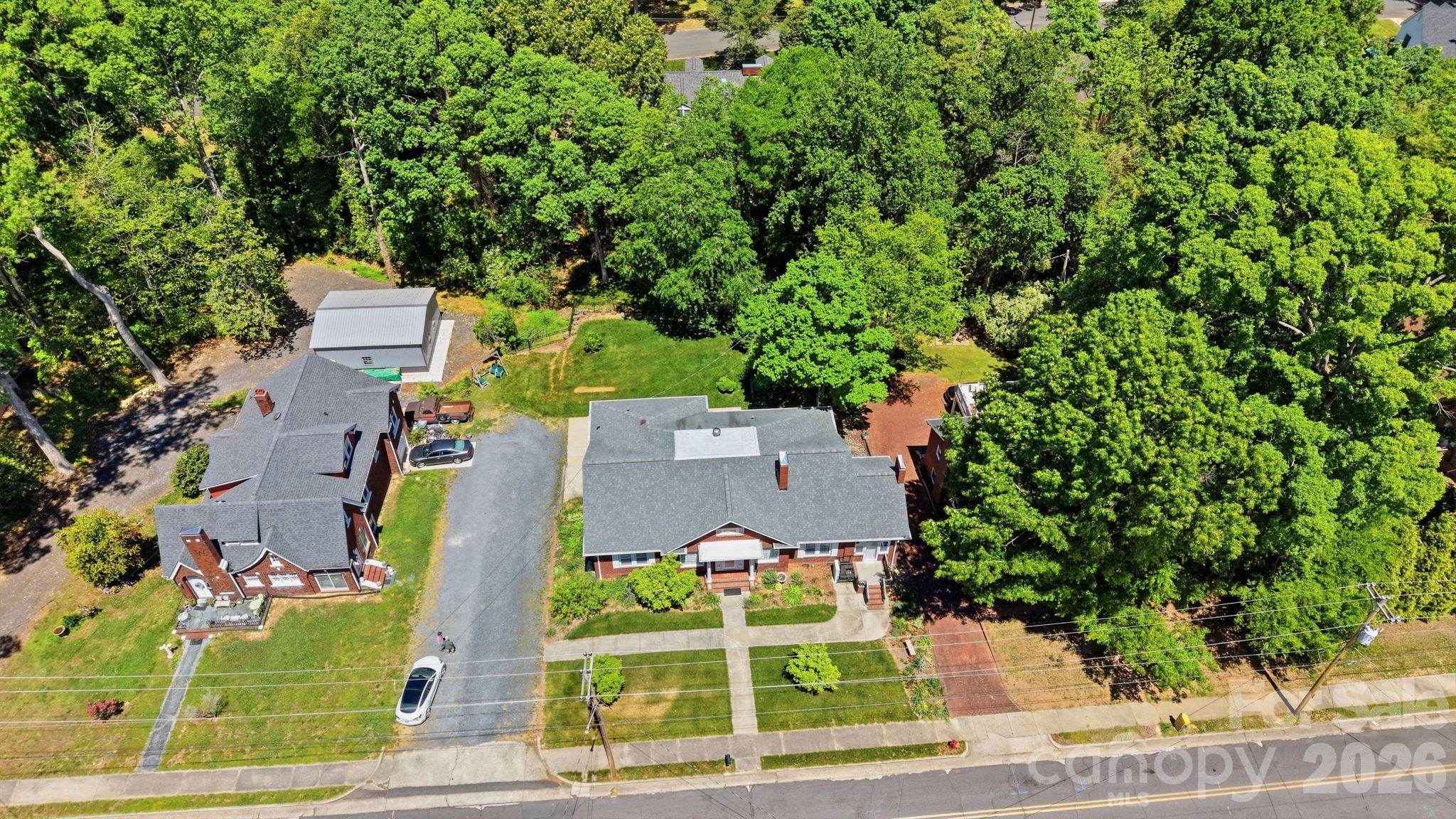 729 Montgomery Avenue Property Photo 14