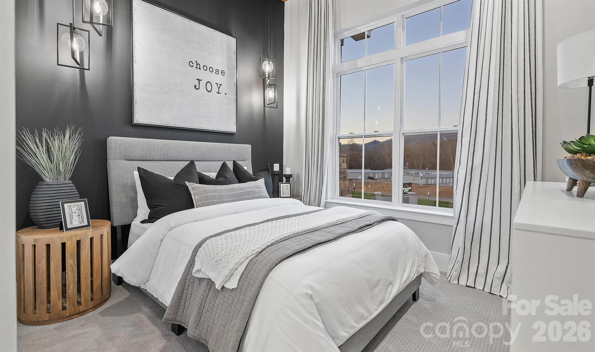 4155 Persimmon Road Property Photo 13