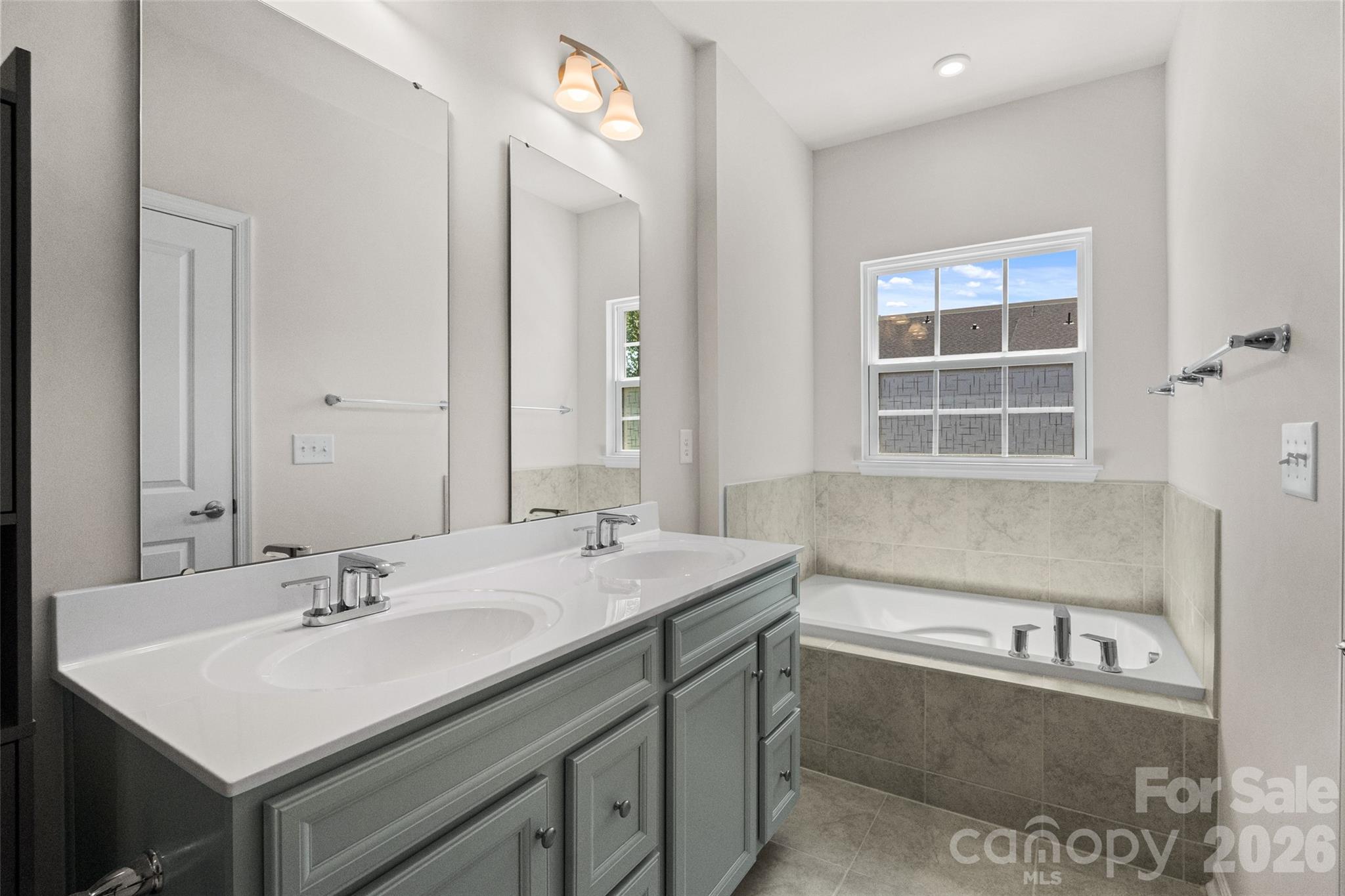 1409 May Apple Drive Property Photo 27
