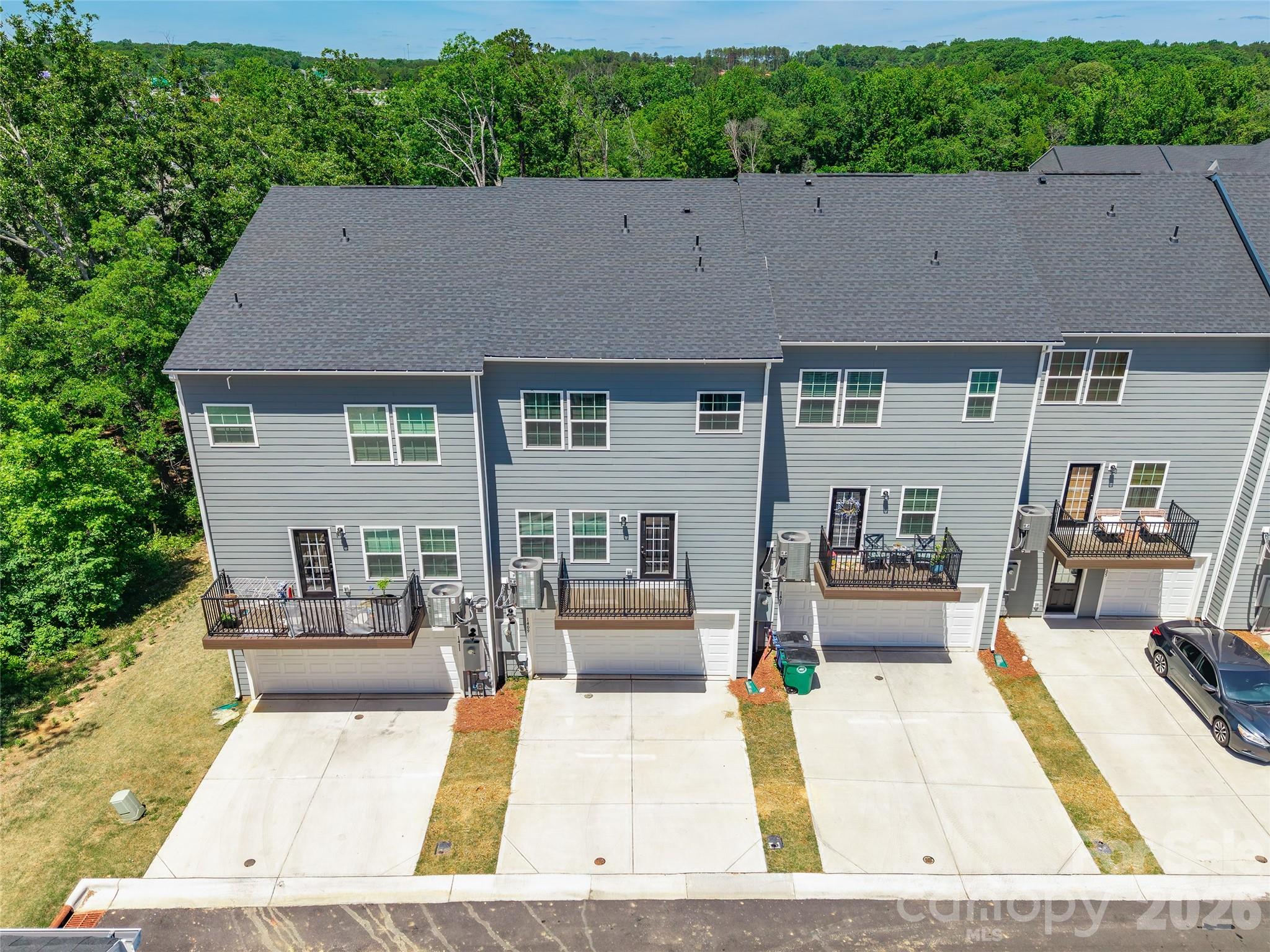 1409 May Apple Drive Property Photo 33
