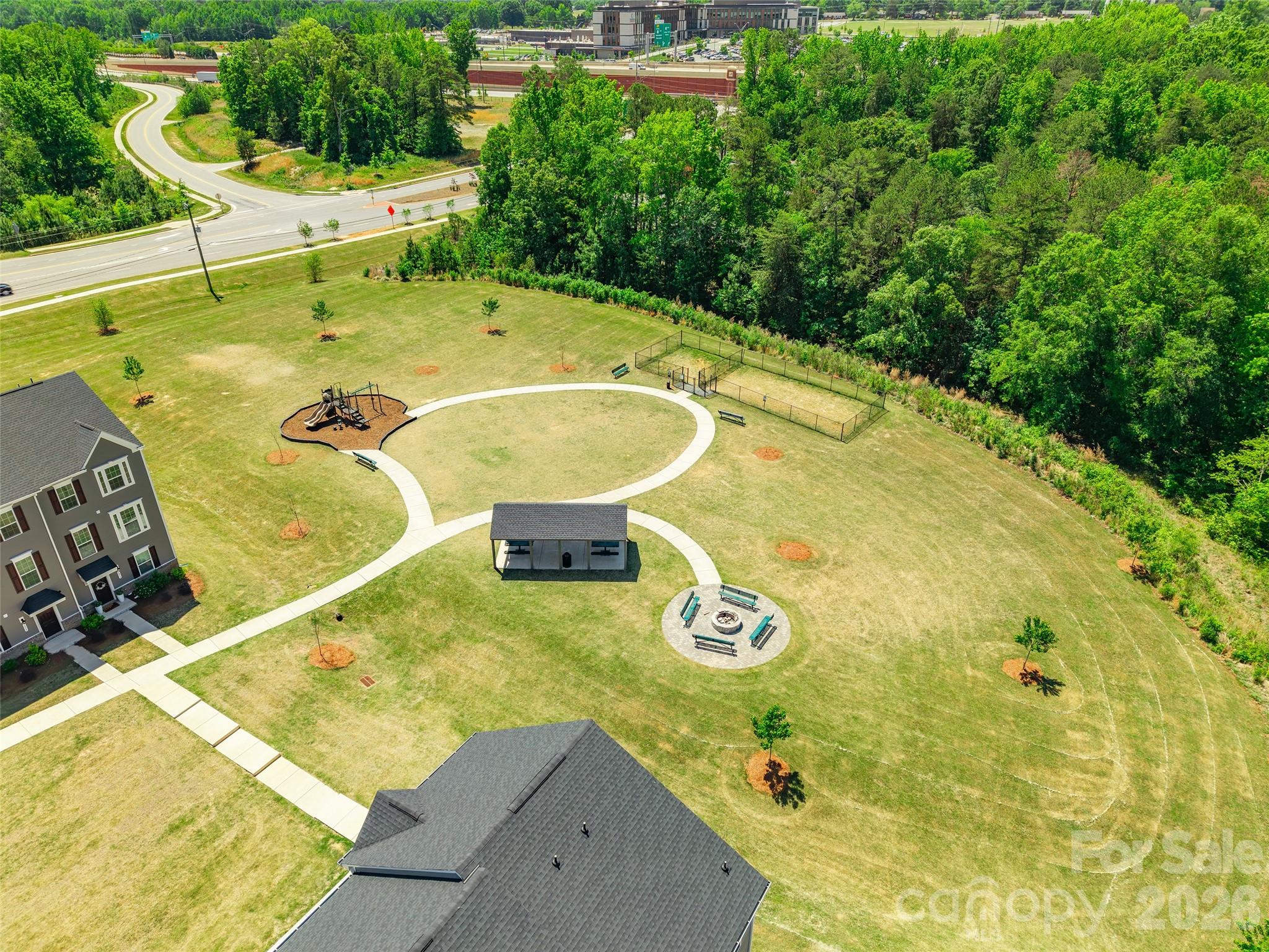 1409 May Apple Drive Property Photo 35