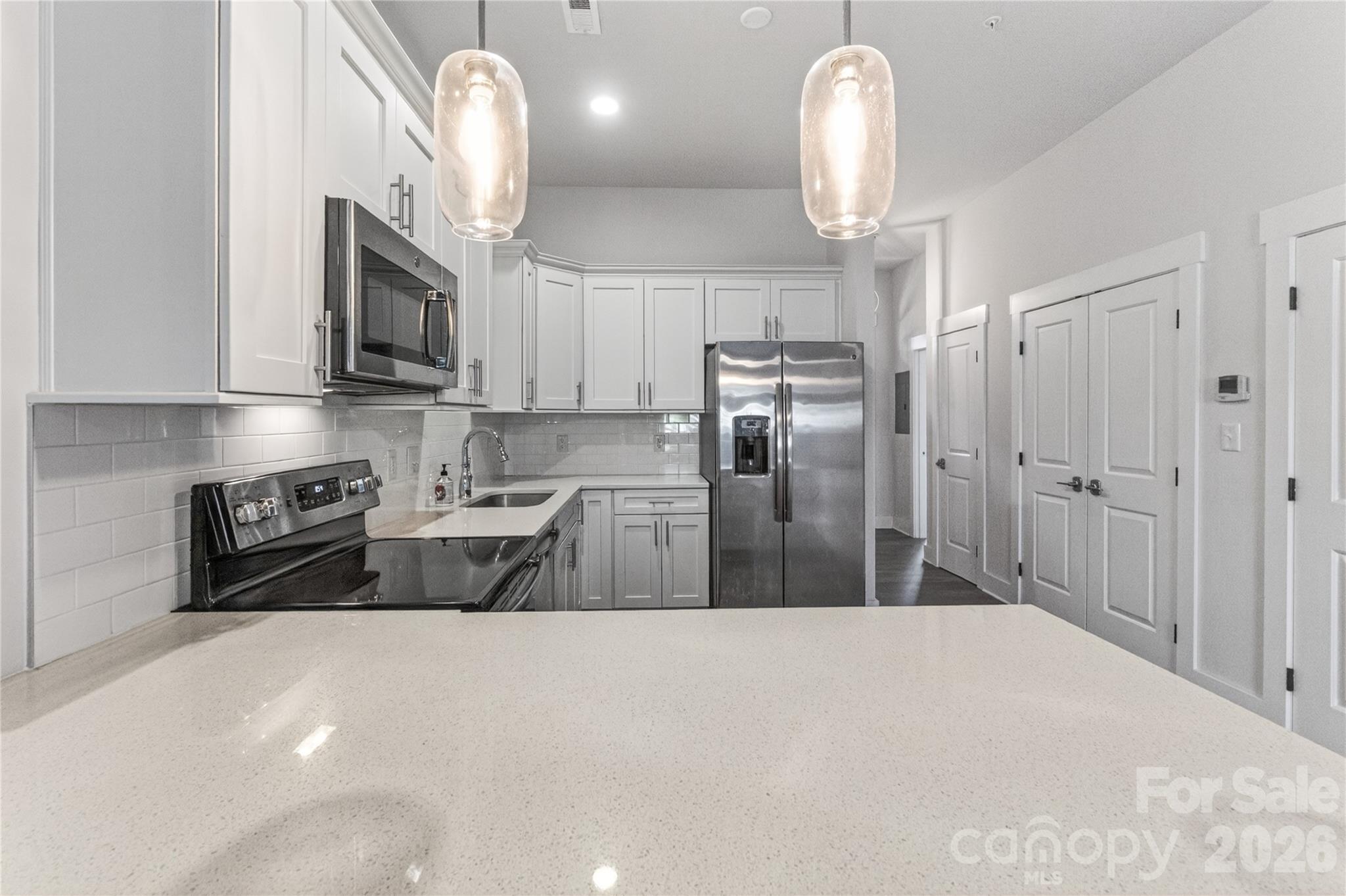935 Mcalway Road 103 Property Photo 11