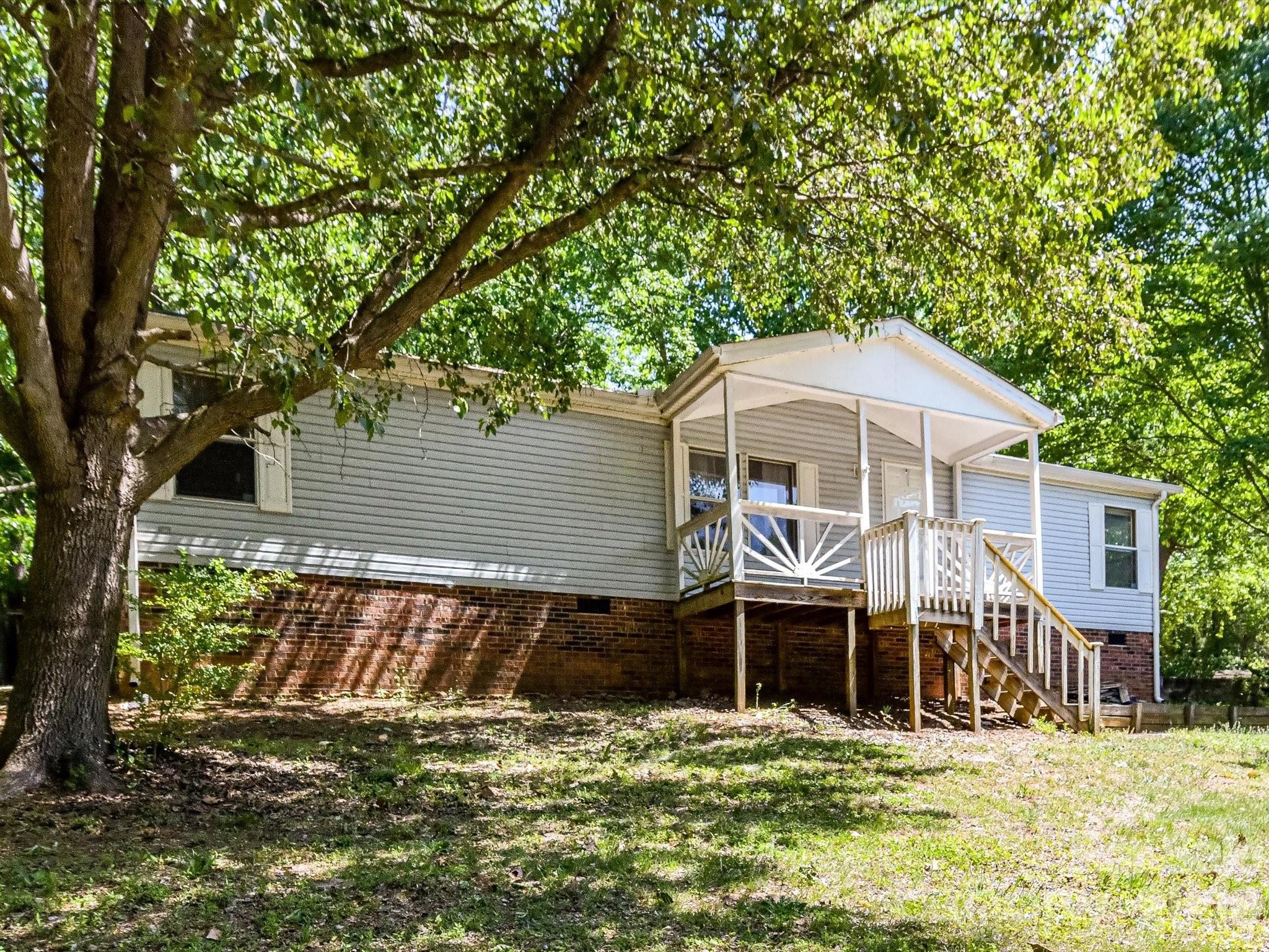 3690 Vickery Drive Property Photo 3