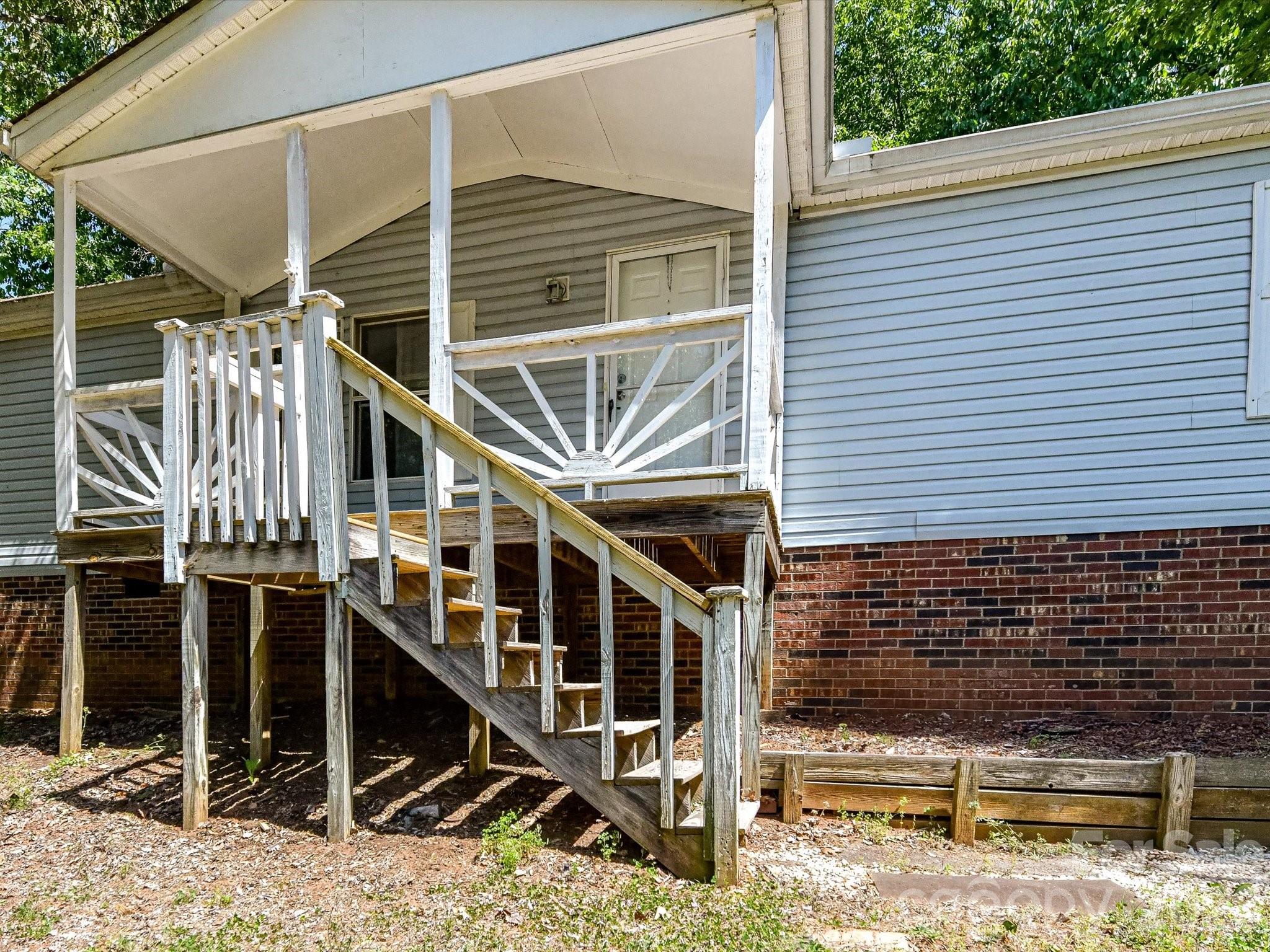 3690 Vickery Drive Property Photo 4