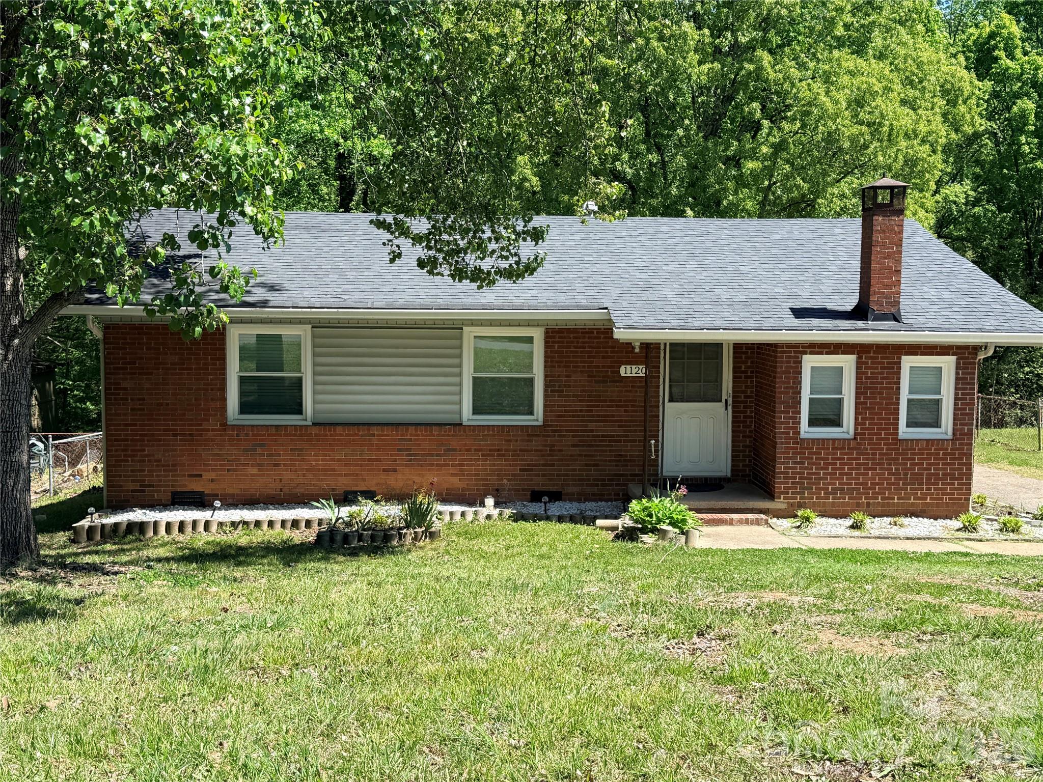 1120 Claremont Road Property Photo 1