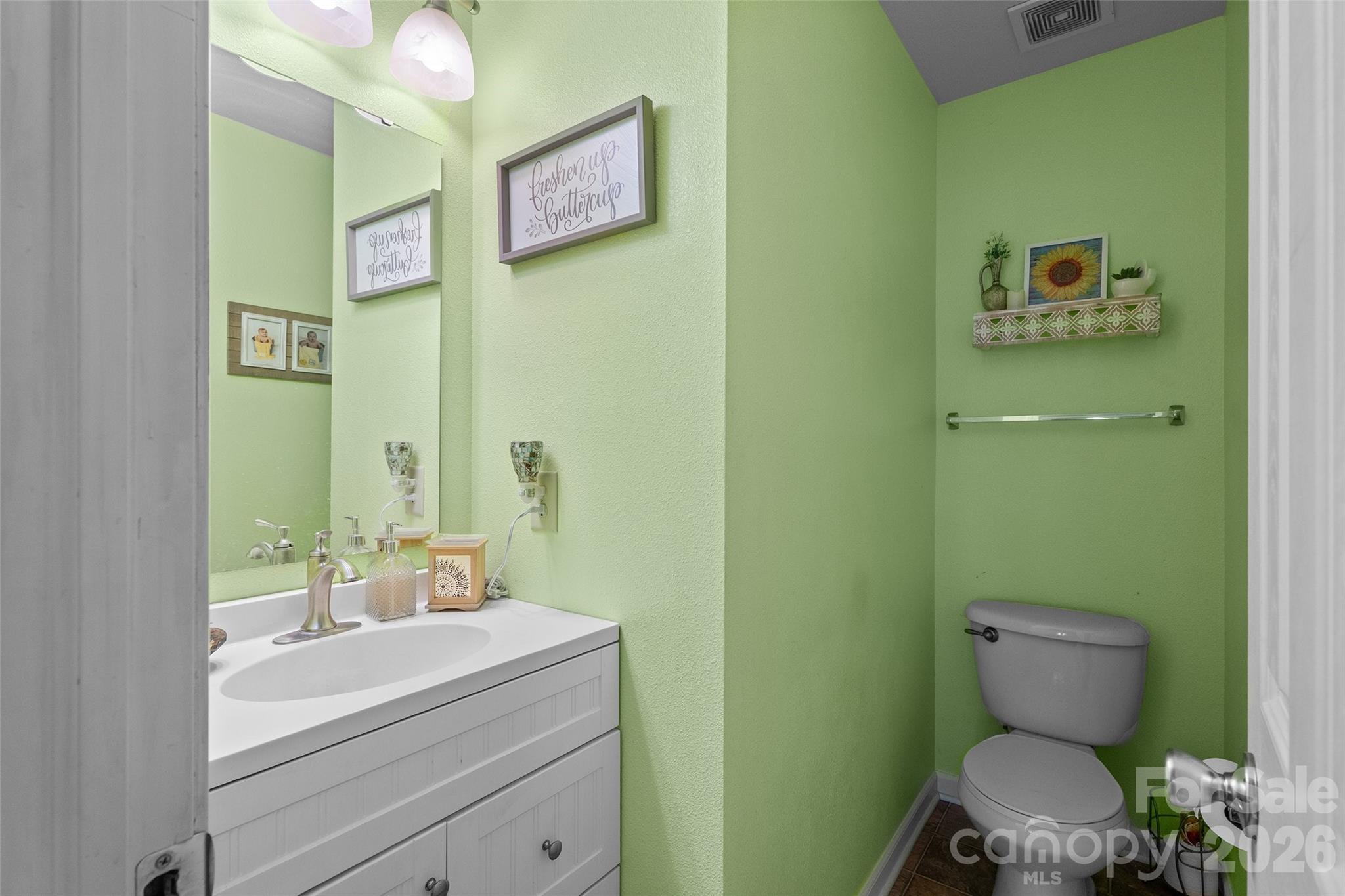 3248 Pikes Peak Drive Property Photo 3