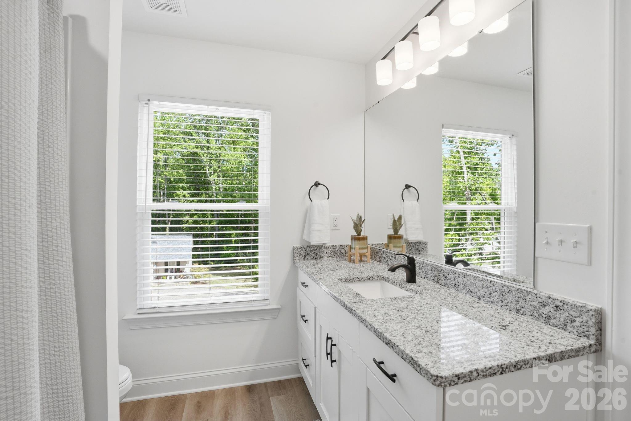 403 Sunset Drive Property Photo 17