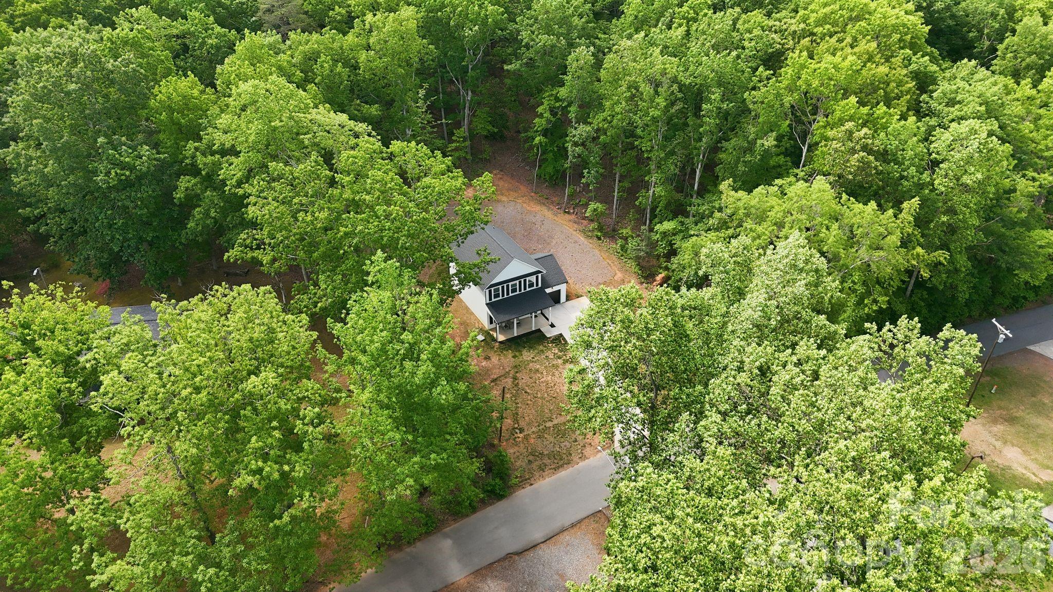 403 Sunset Drive Property Photo 27