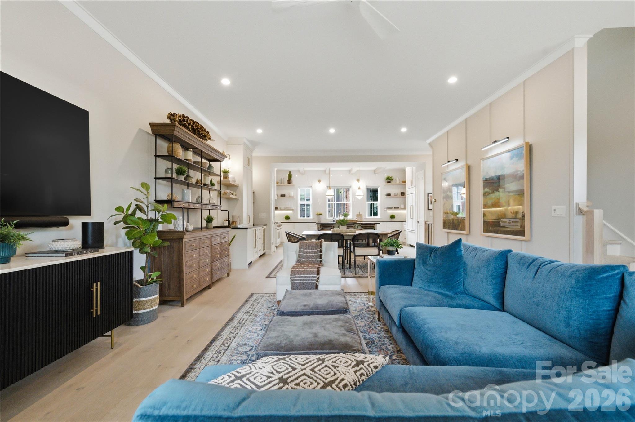 3060 Selwyn Avenue Property Photo 22