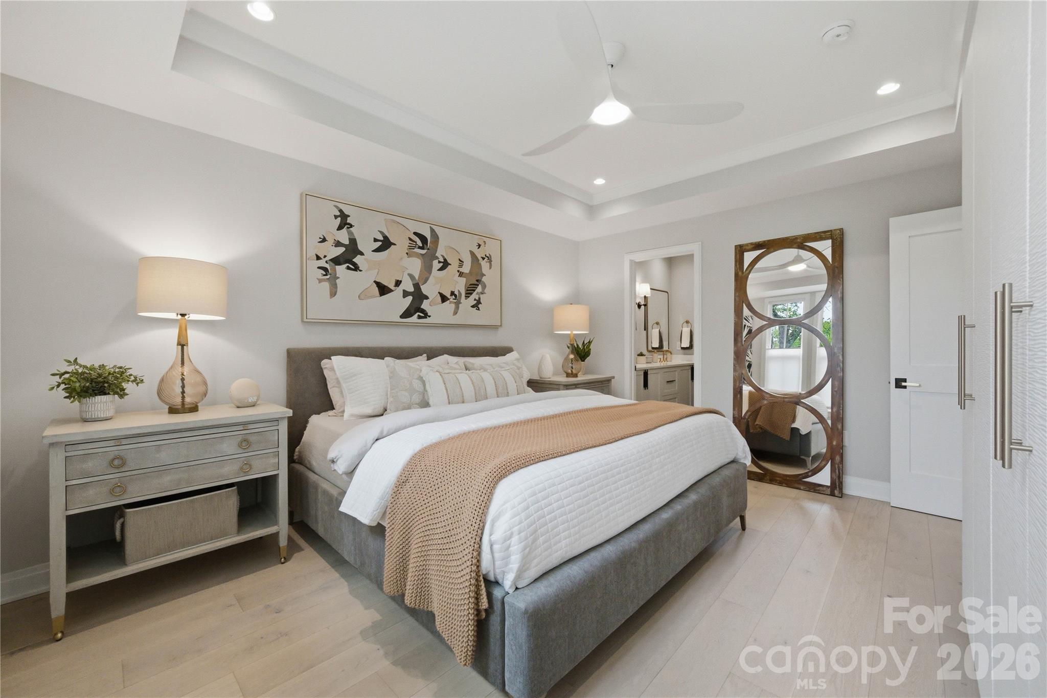 3060 Selwyn Avenue Property Photo 29
