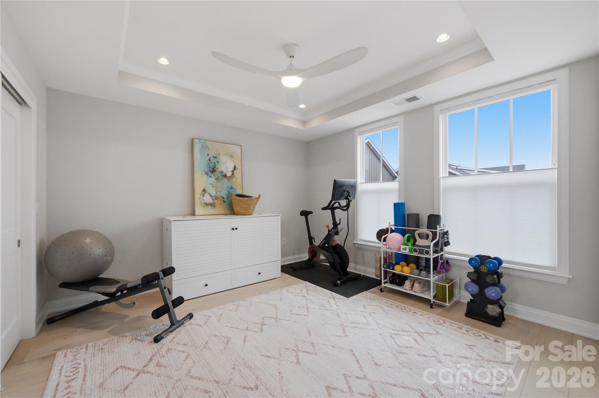 3060 Selwyn Avenue Property Photo 37