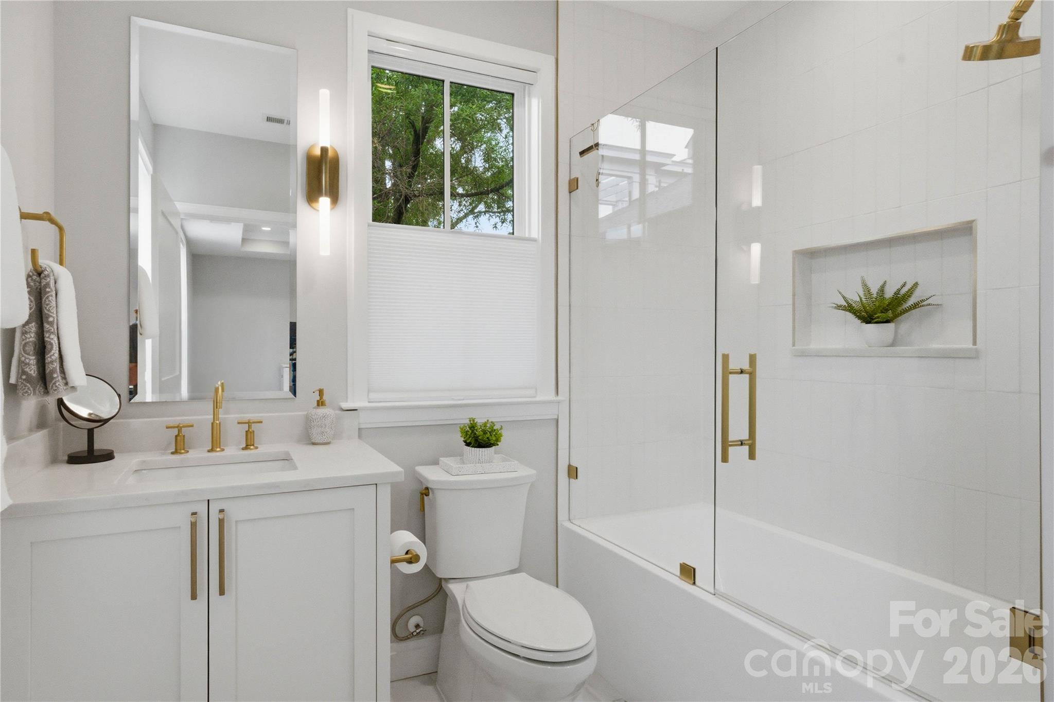 3060 Selwyn Avenue Property Photo 39
